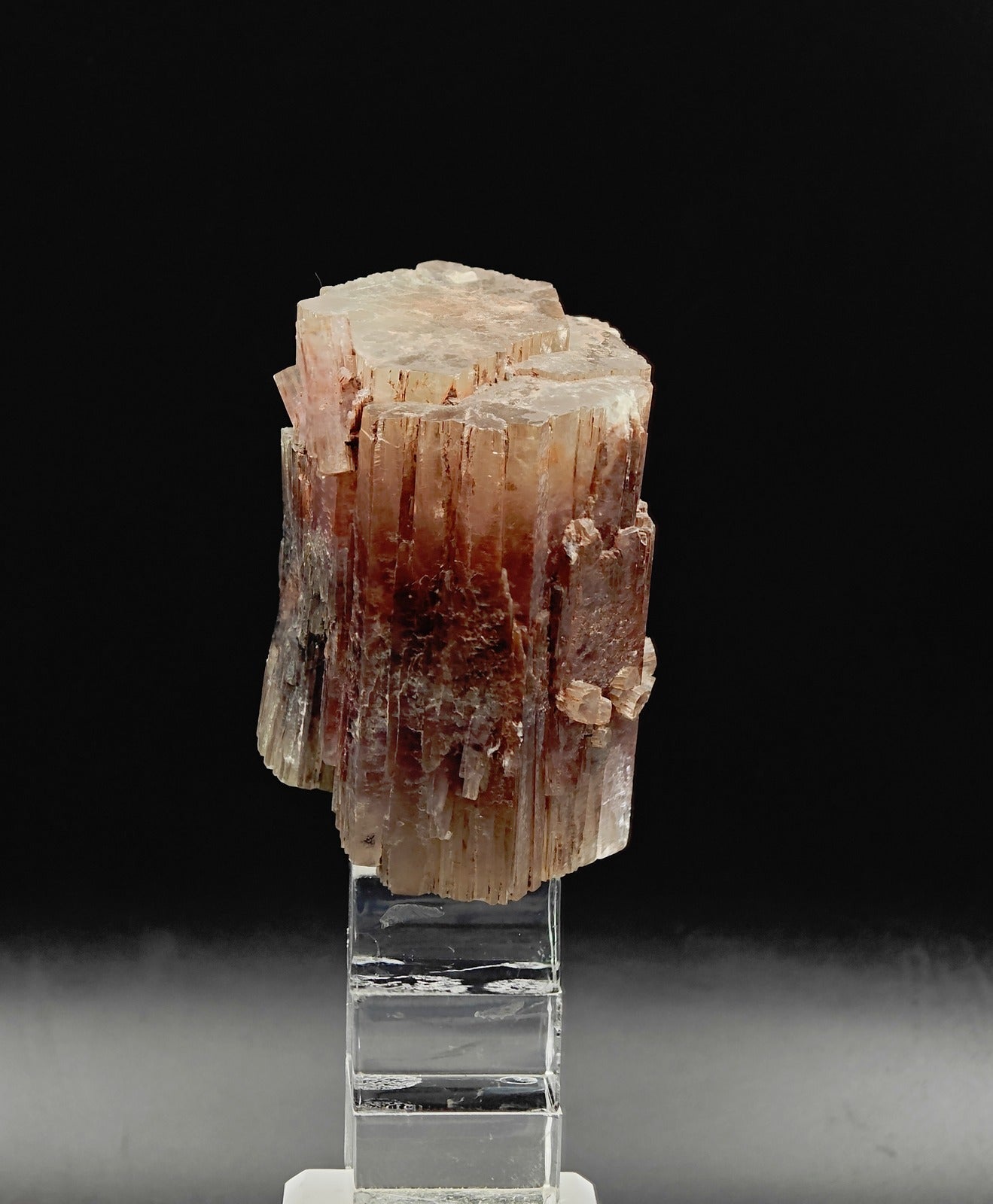 ARAGONITE – Big Twinned and Crossed Crystal, Minglanilla, Spain