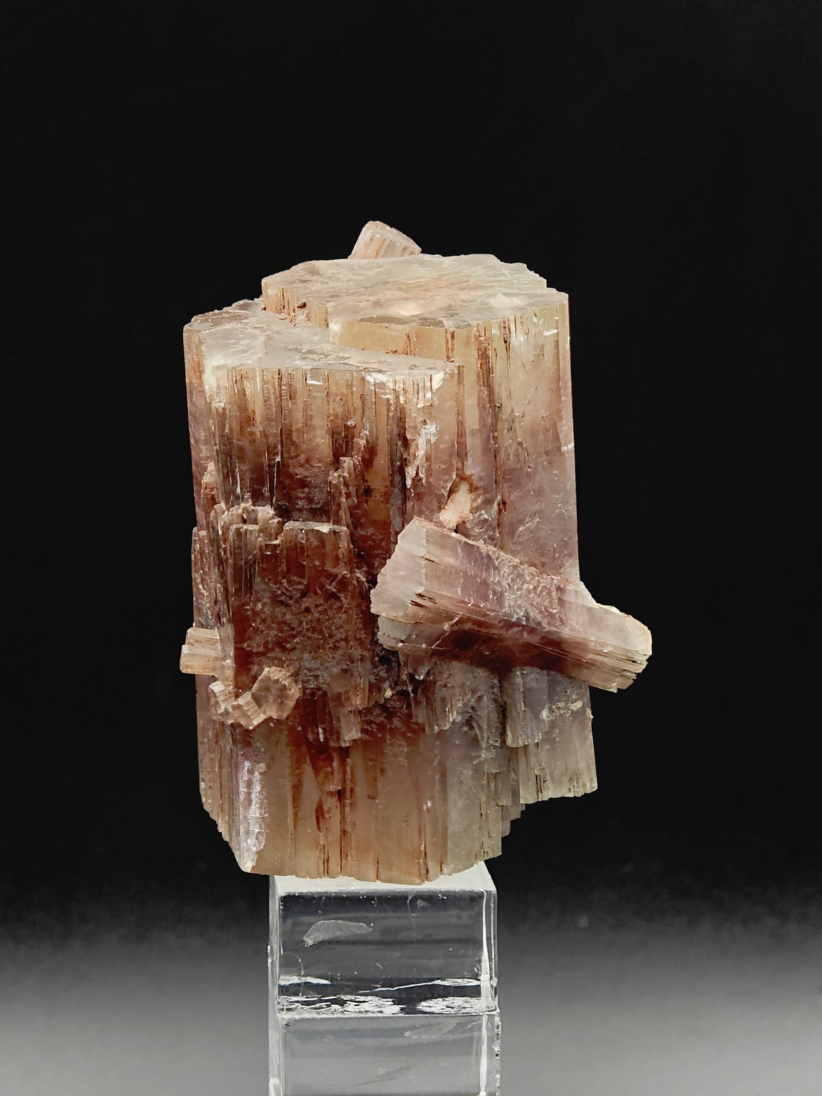 ARAGONITE – Big Twinned and Crossed Crystal, Minglanilla, Spain