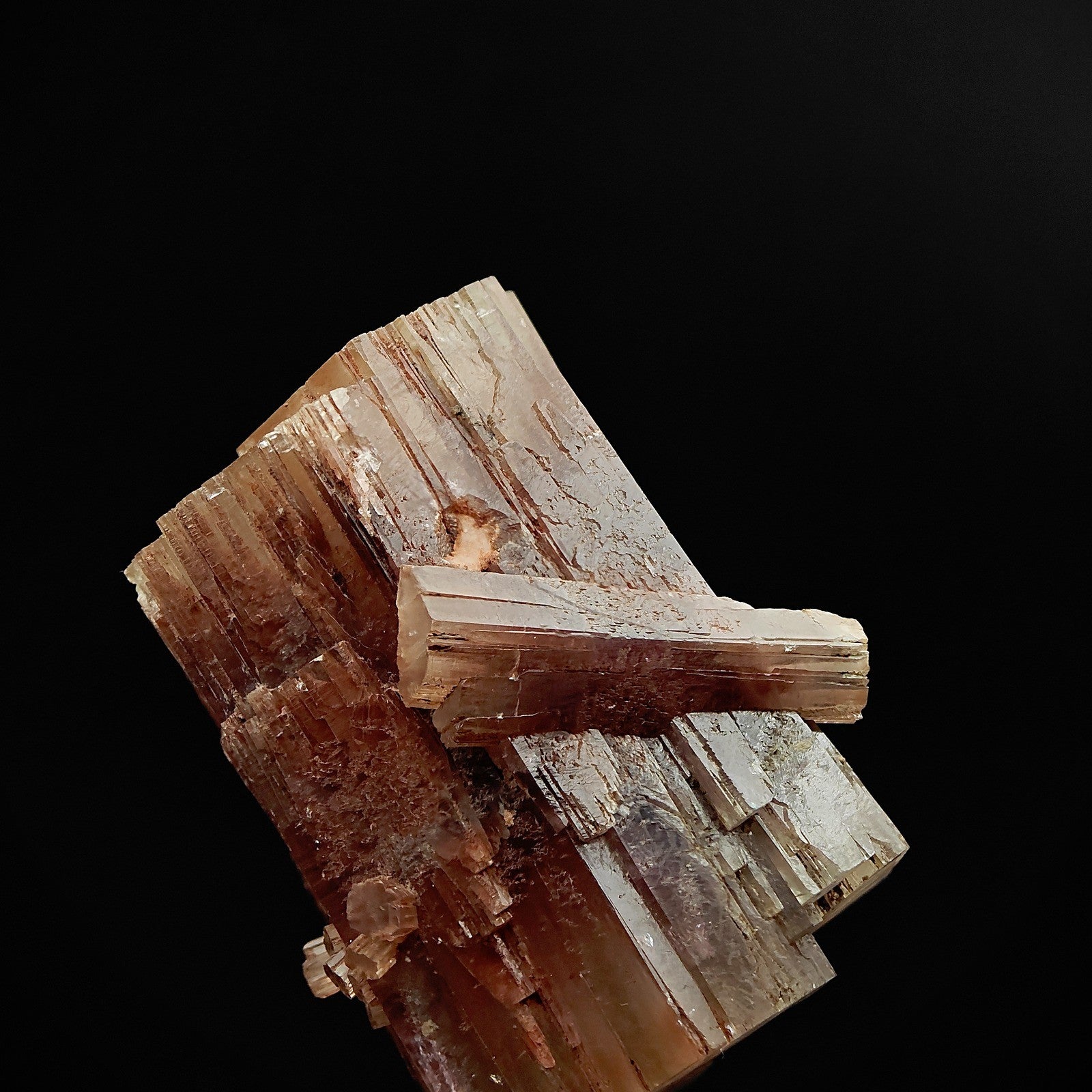ARAGONITE – Big Twinned and Crossed Crystal, Minglanilla, Spain