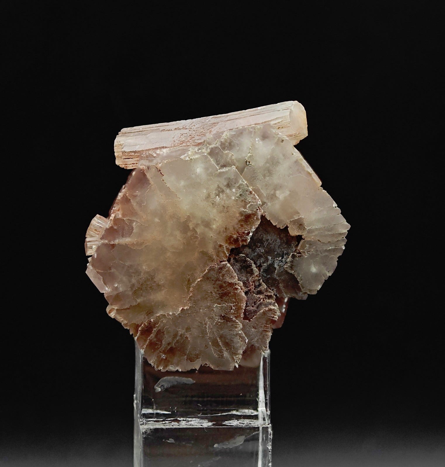 ARAGONITE – Big Twinned and Crossed Crystal, Minglanilla, Spain