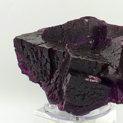 Side detail of fluorite crystal edges and dark growth zoning, Illinois