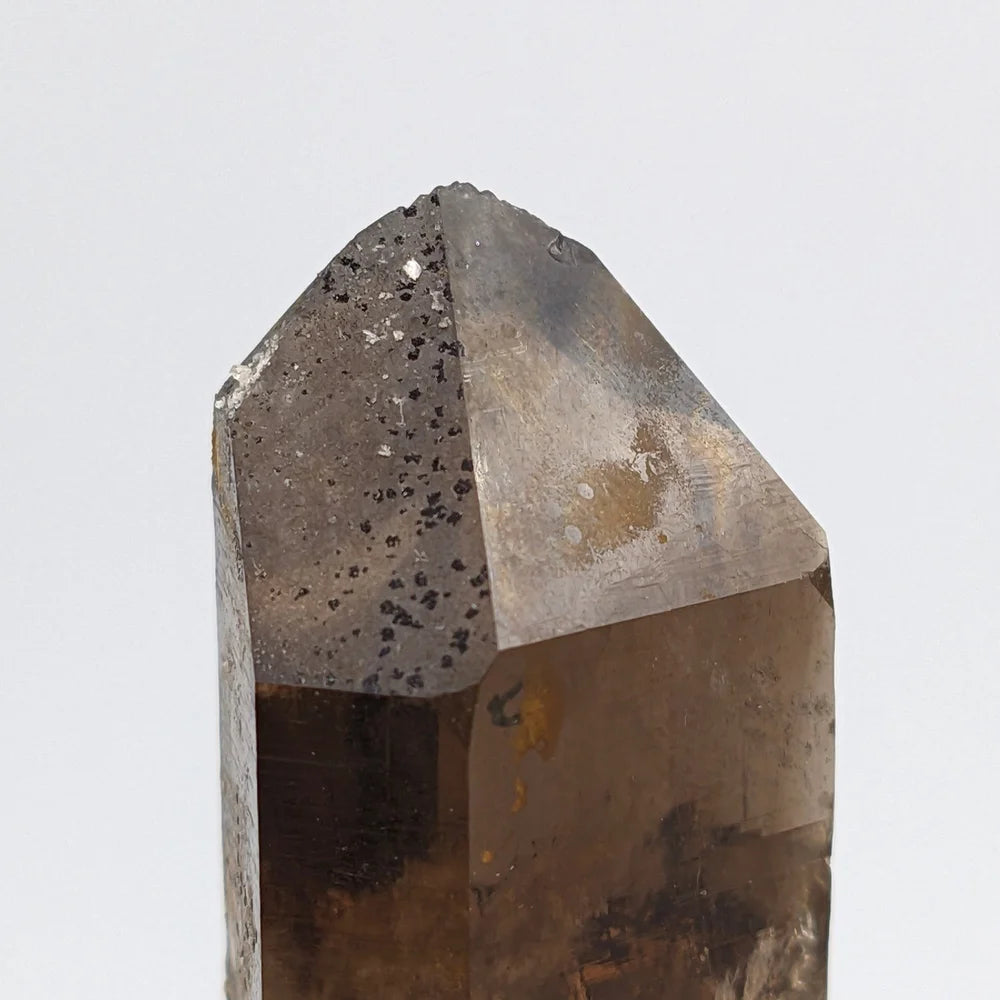 SMOKY QUARTZ – Aesthetic Crystal from Swiss Alps – Dark Smoky Variety