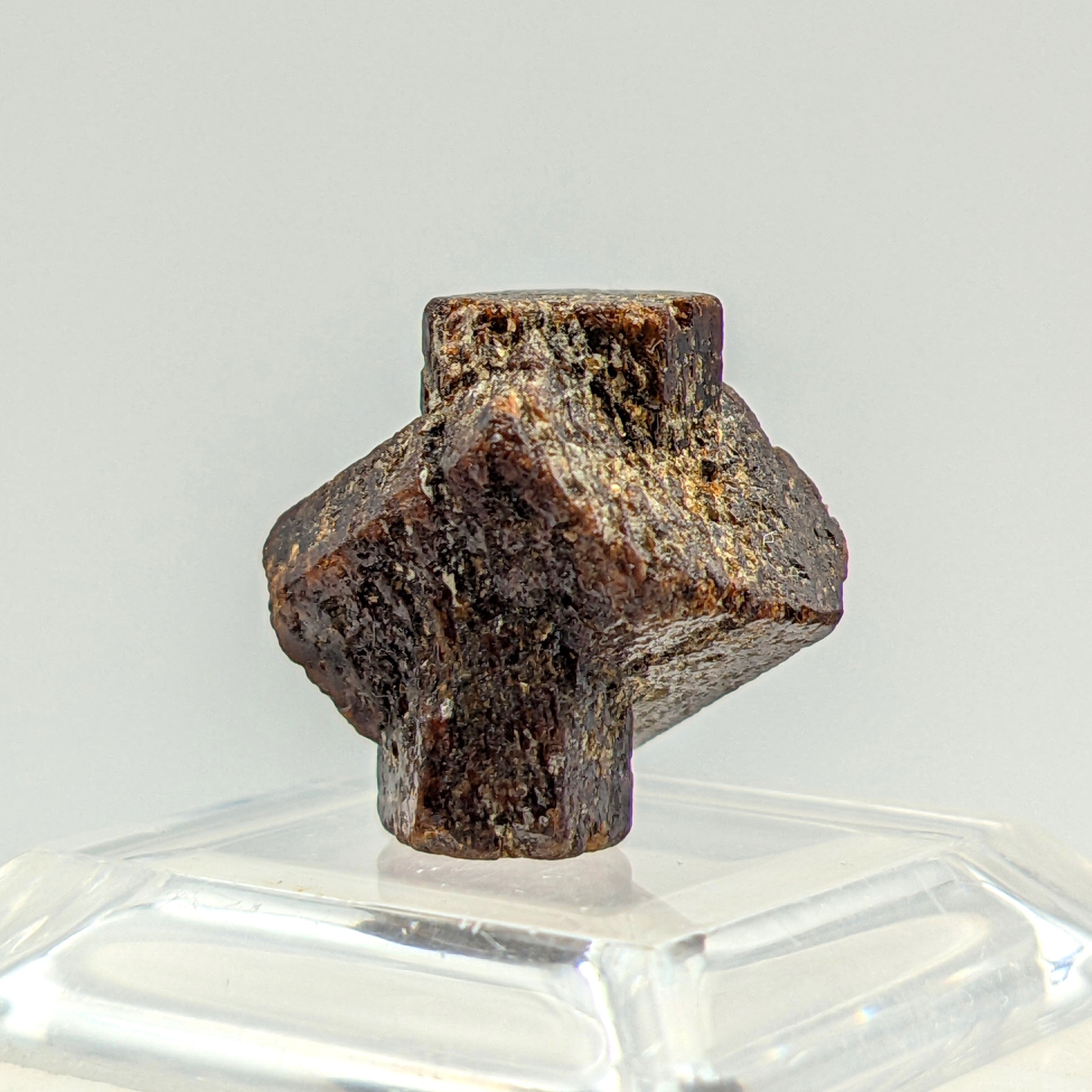 STAUROLITE – Reddish Twinned Cross Crystal, Coray, Brittany, France