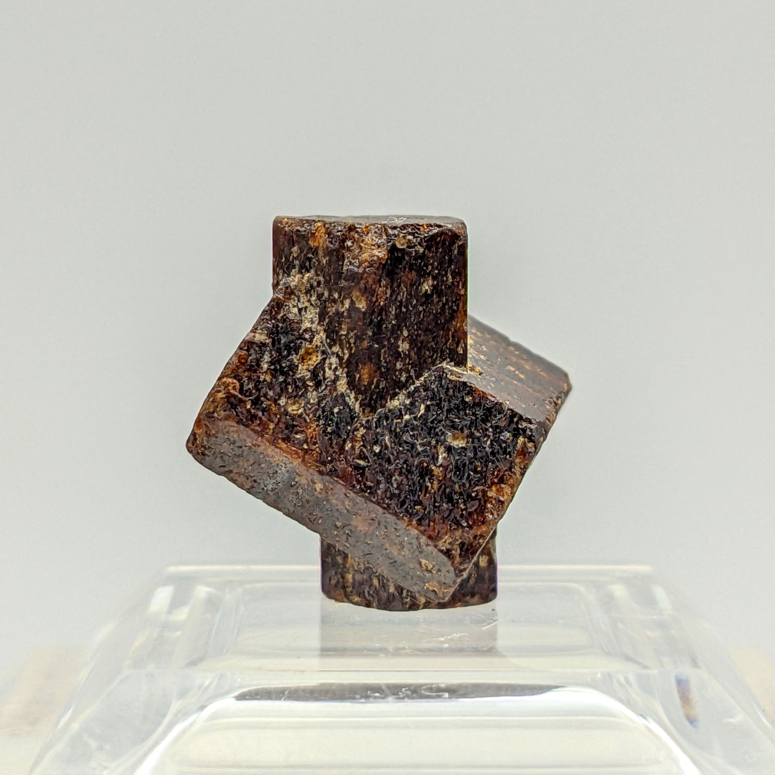 STAUROLITE – Reddish Twinned Cross Crystal, Coray, Brittany, France