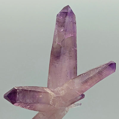 Detail of amethyst crystal pair showing sharp terminations, Piedra Parada, Veracruz, Mexico