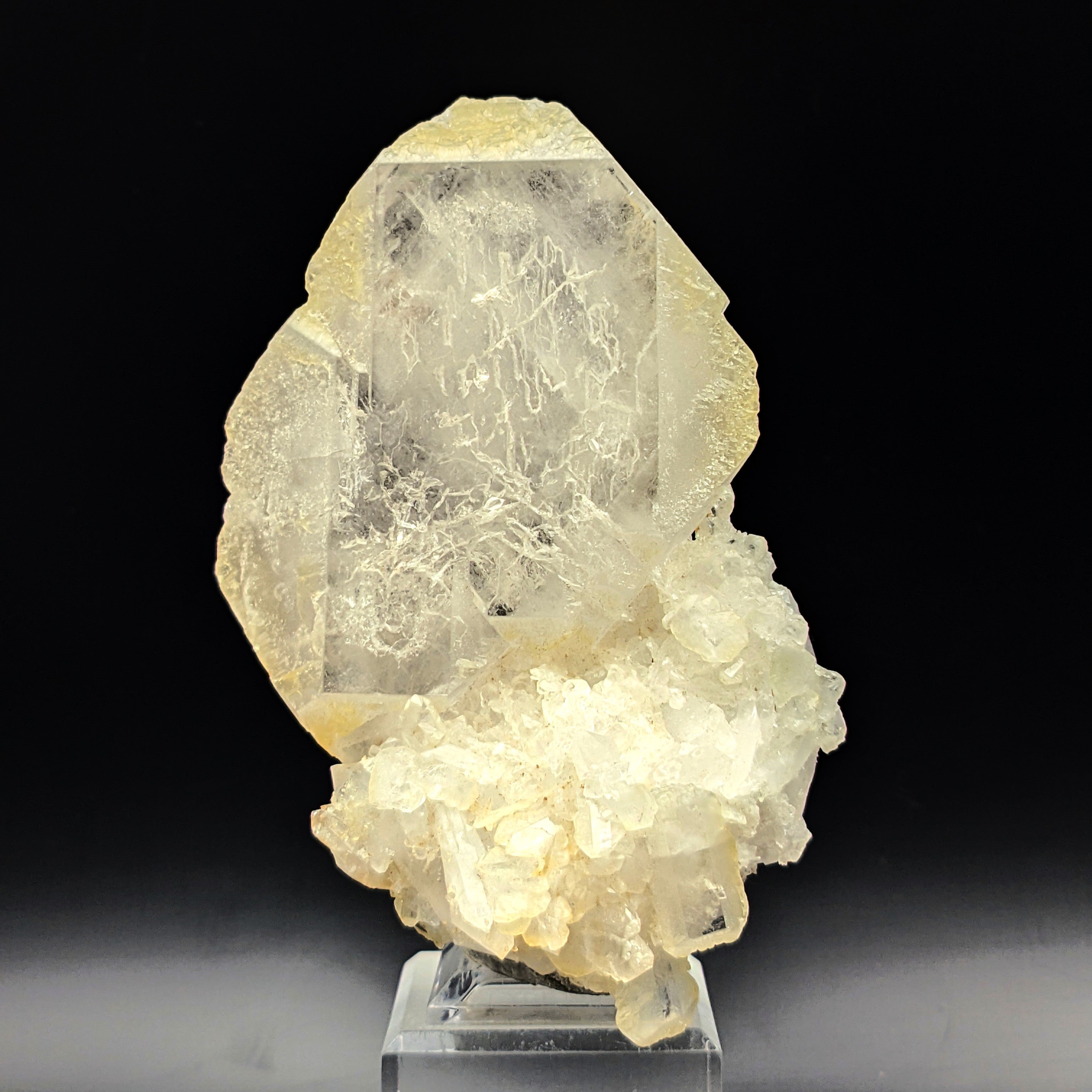 BARYTE – Huge White/Yellow Crystal Cluster, Chang Guang Chong, China