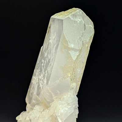 Close-up of baryte crystal edge showing sharp faces and companion crystals