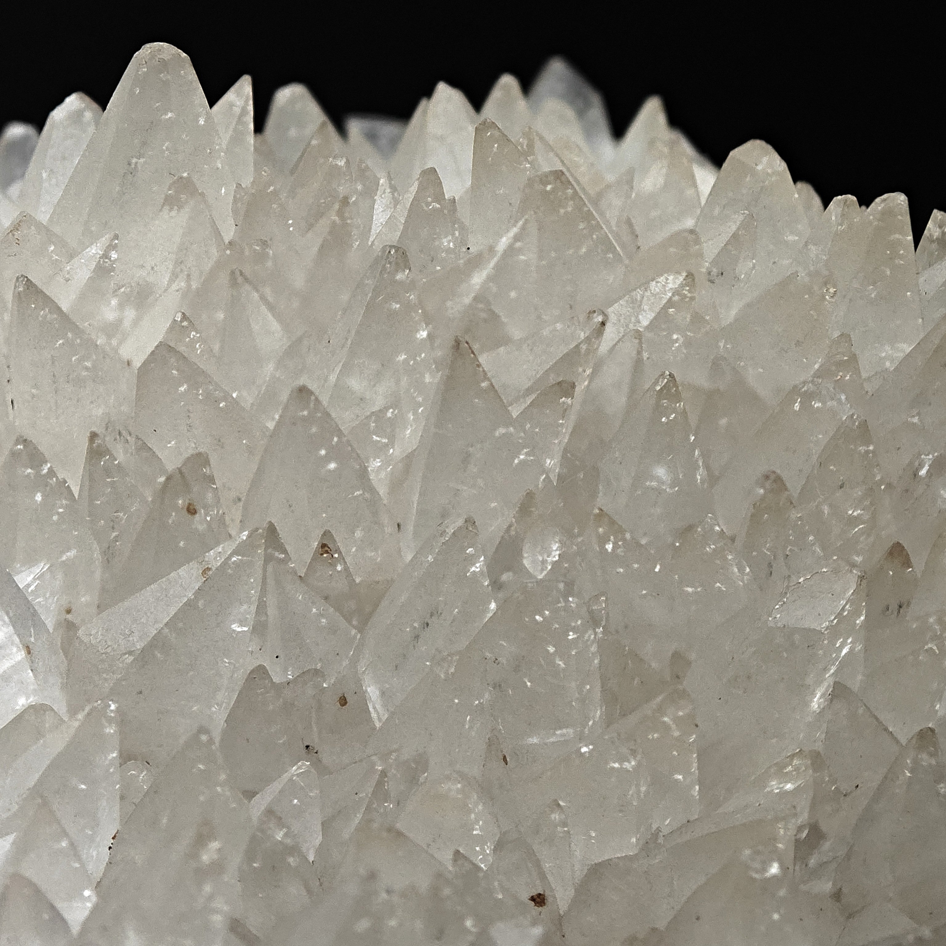 CALCITE – Dogtooth Scalenohedral Crystals, Gola del Furlo, Marche, Italy