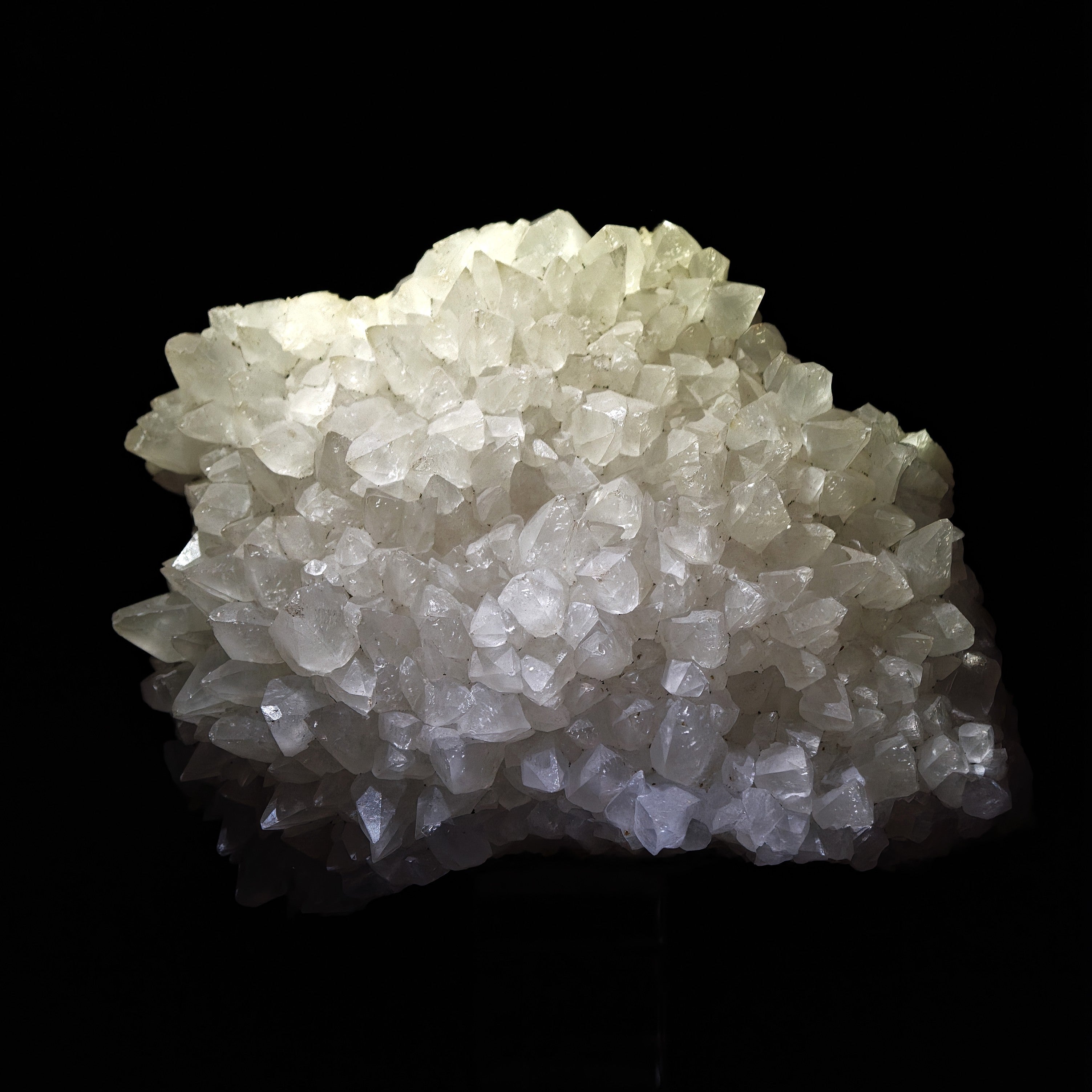 CALCITE – Dogtooth Scalenohedral Crystals, Gola del Furlo, Marche, Italy