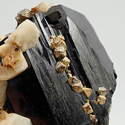 Detail of pyramidal zircon crystal terminations on aegirine, Mount Malosa, Malawi