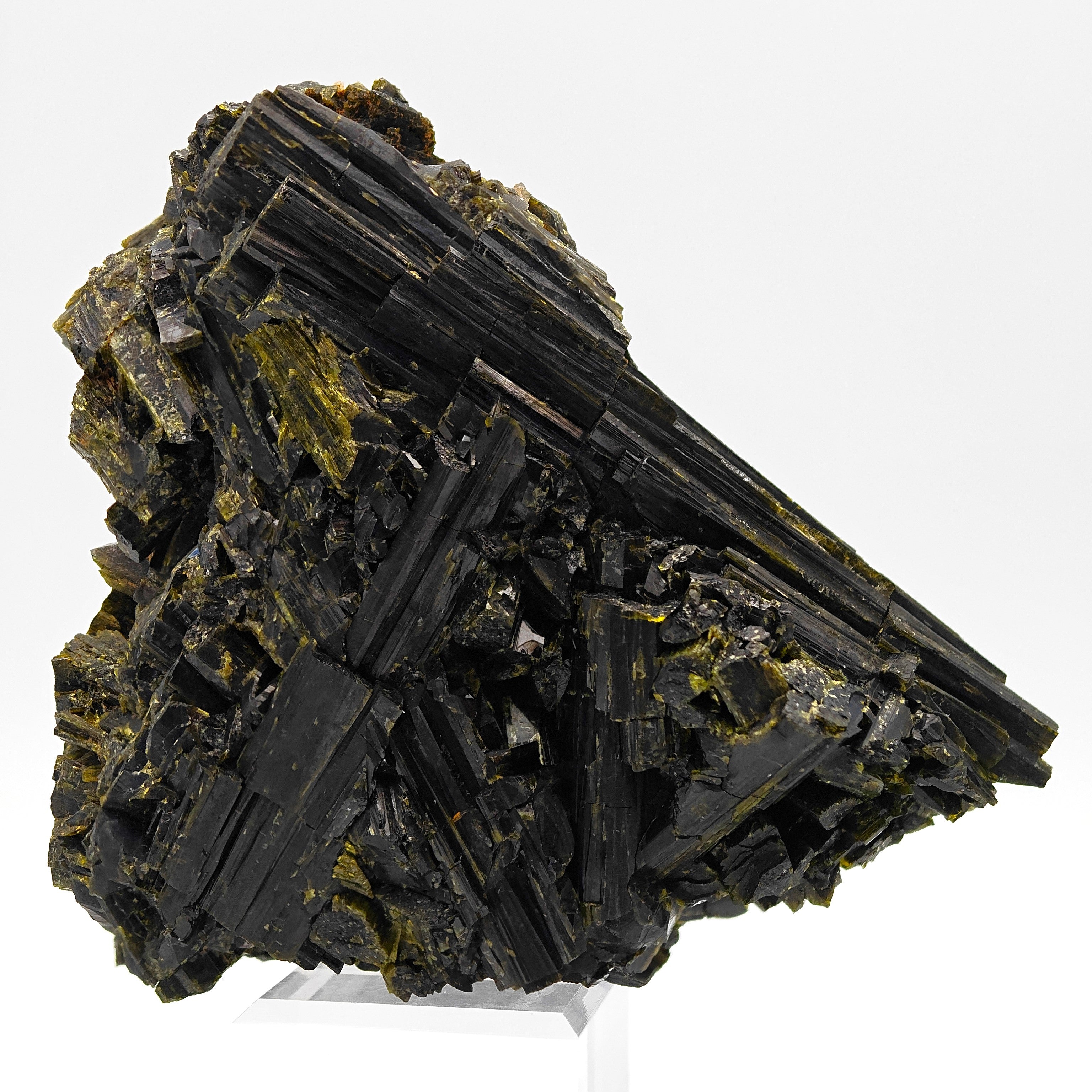 EPIDOTE  – Giant Lance Shaped Crystals from Quetta, Pakistan