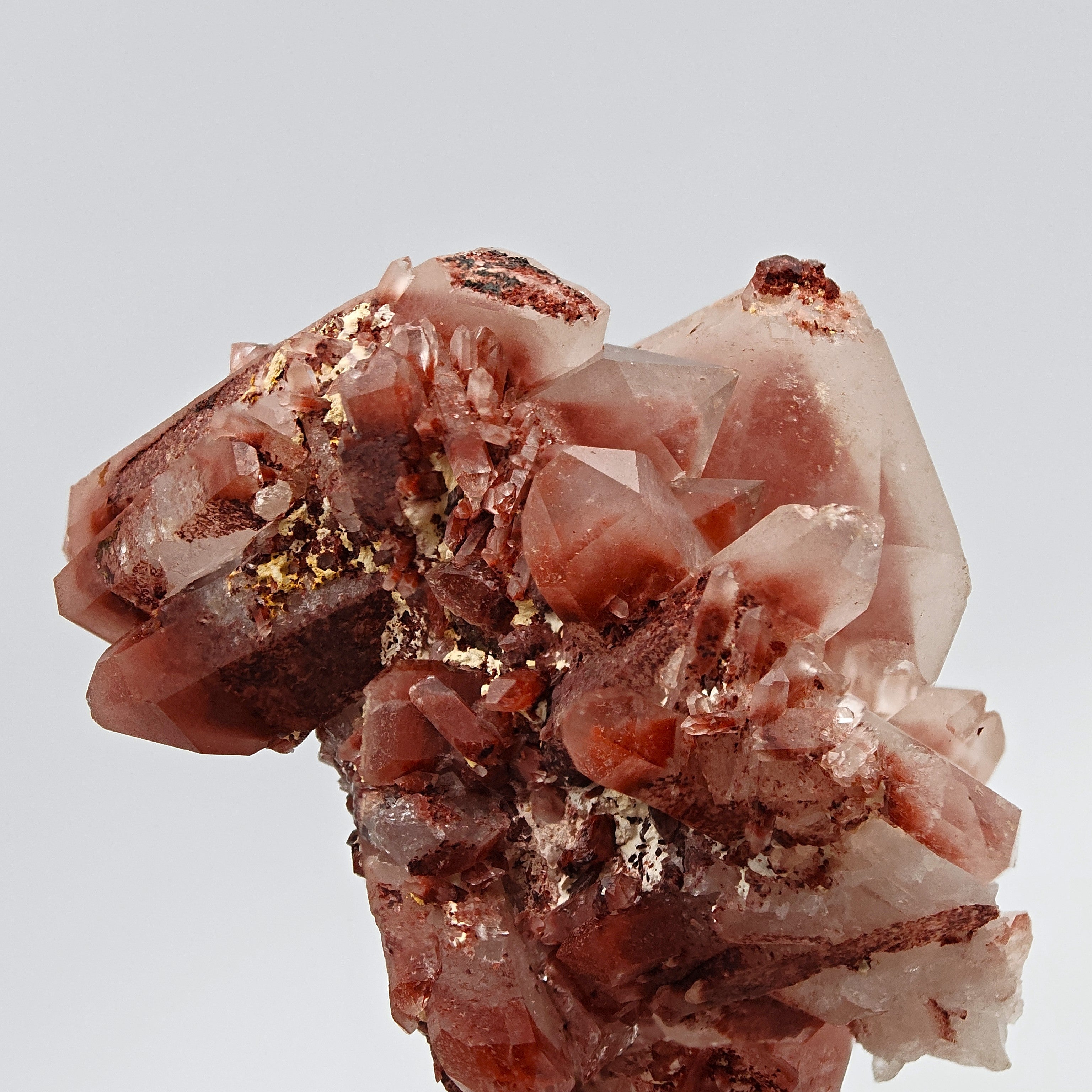 HEMATOID QUARTZ – Bicolor White & Red Floater Crystals, South Africa