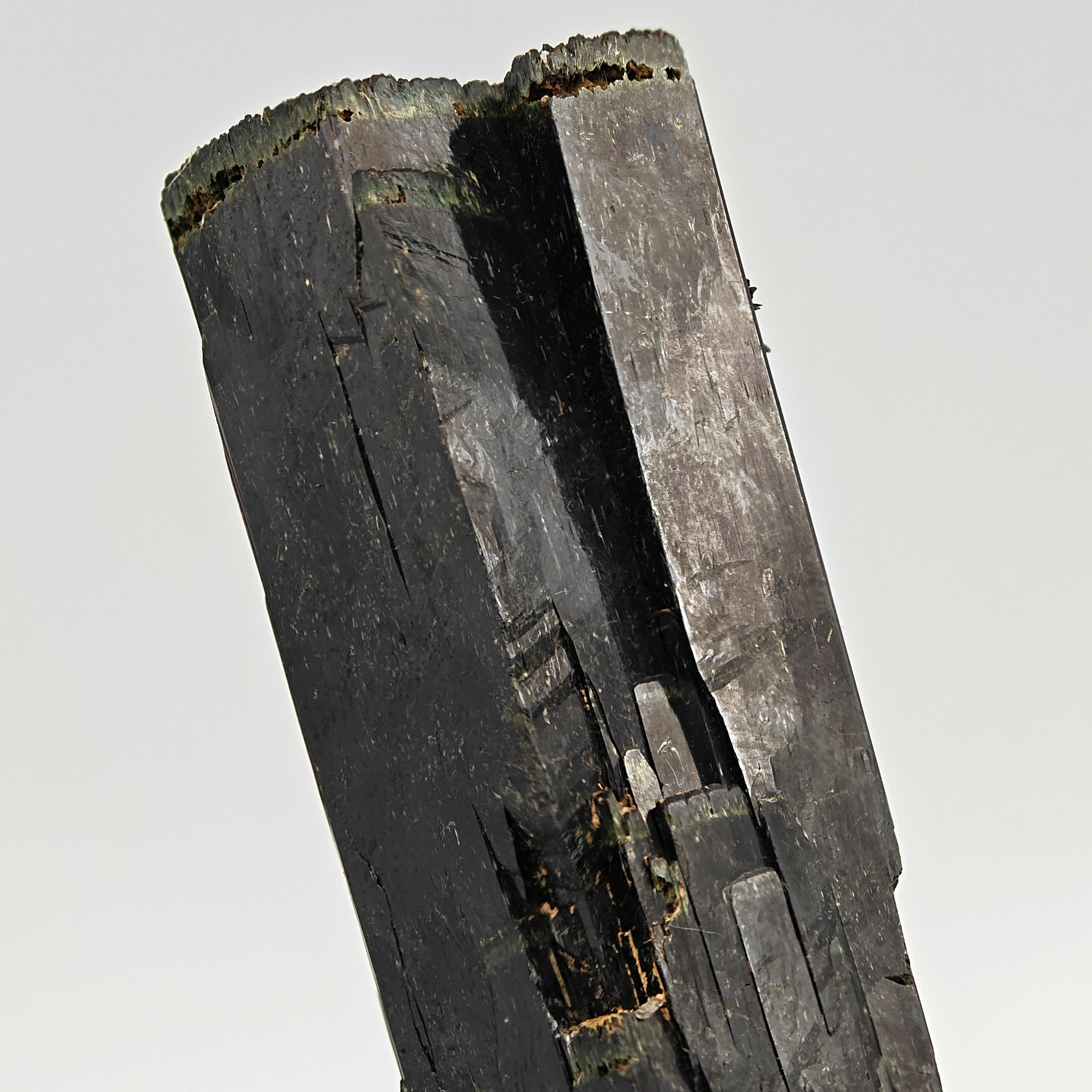 AEGIRINE – Spectacular 9.5cm Single Crystal, Mount Malosa, Malawi