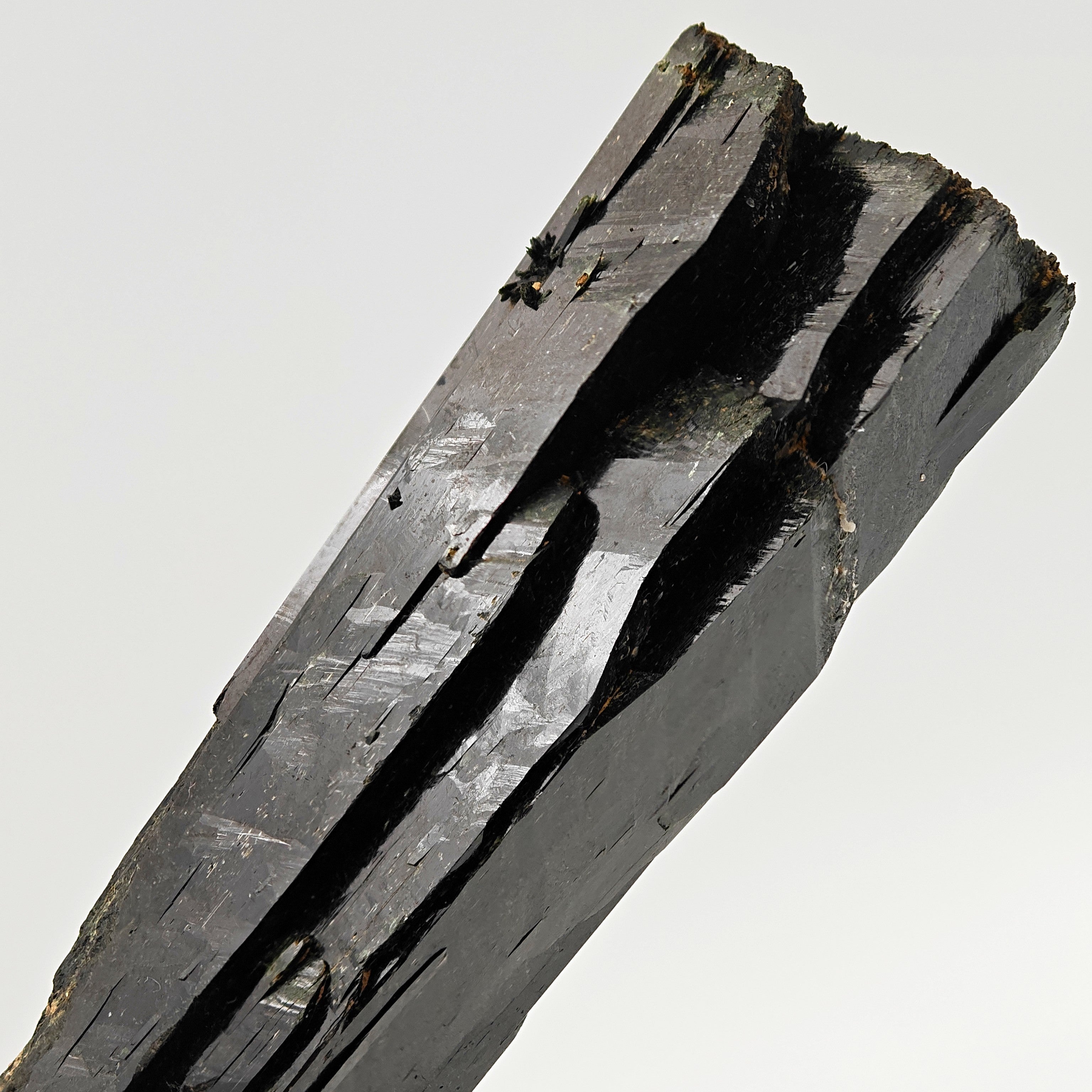 AEGIRINE – Spectacular 9.5cm Single Crystal, Mount Malosa, Malawi