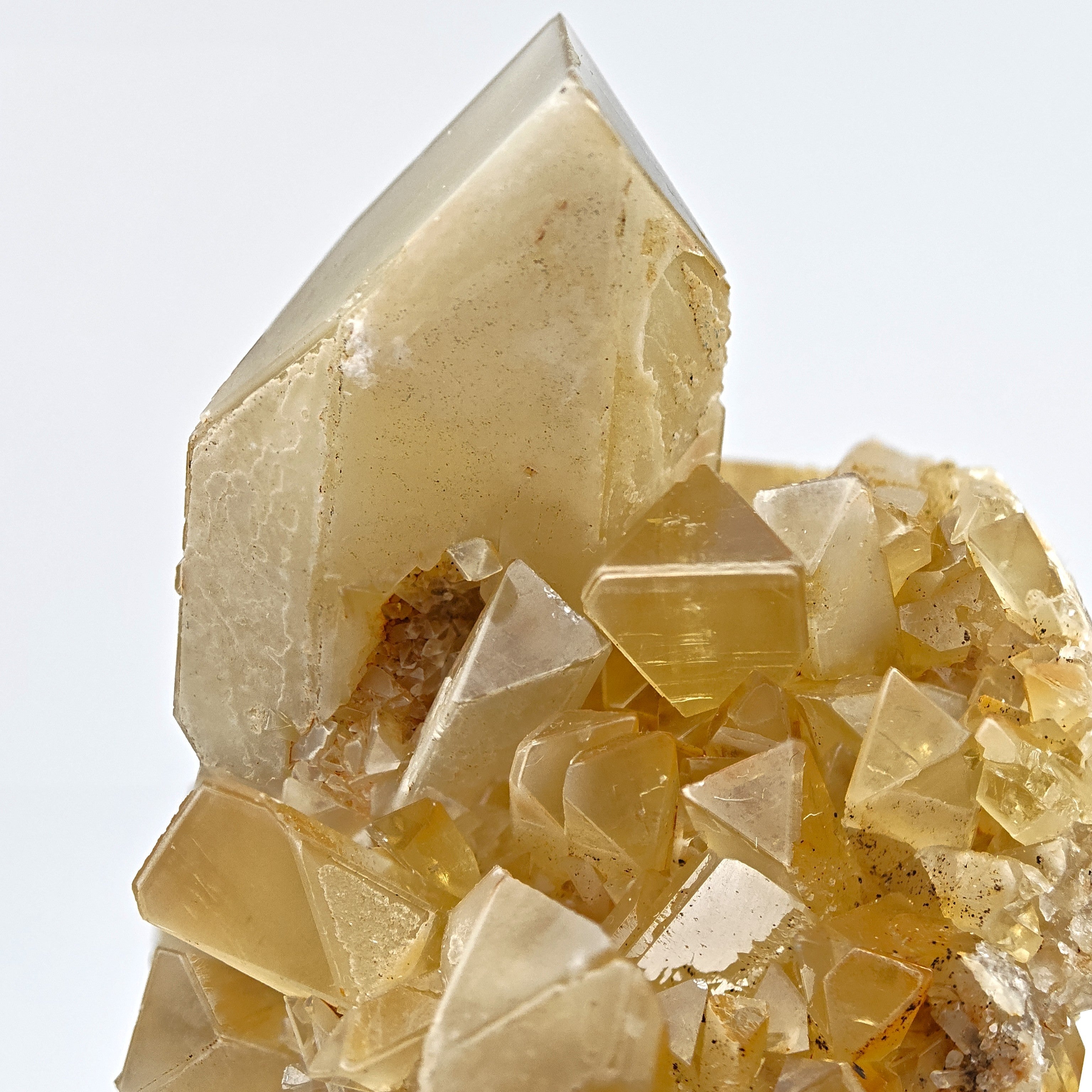 BARYTE – Honey-Colored Transparent Crystals with Phantoms from Rio Bacchera, Sardinia, Italy