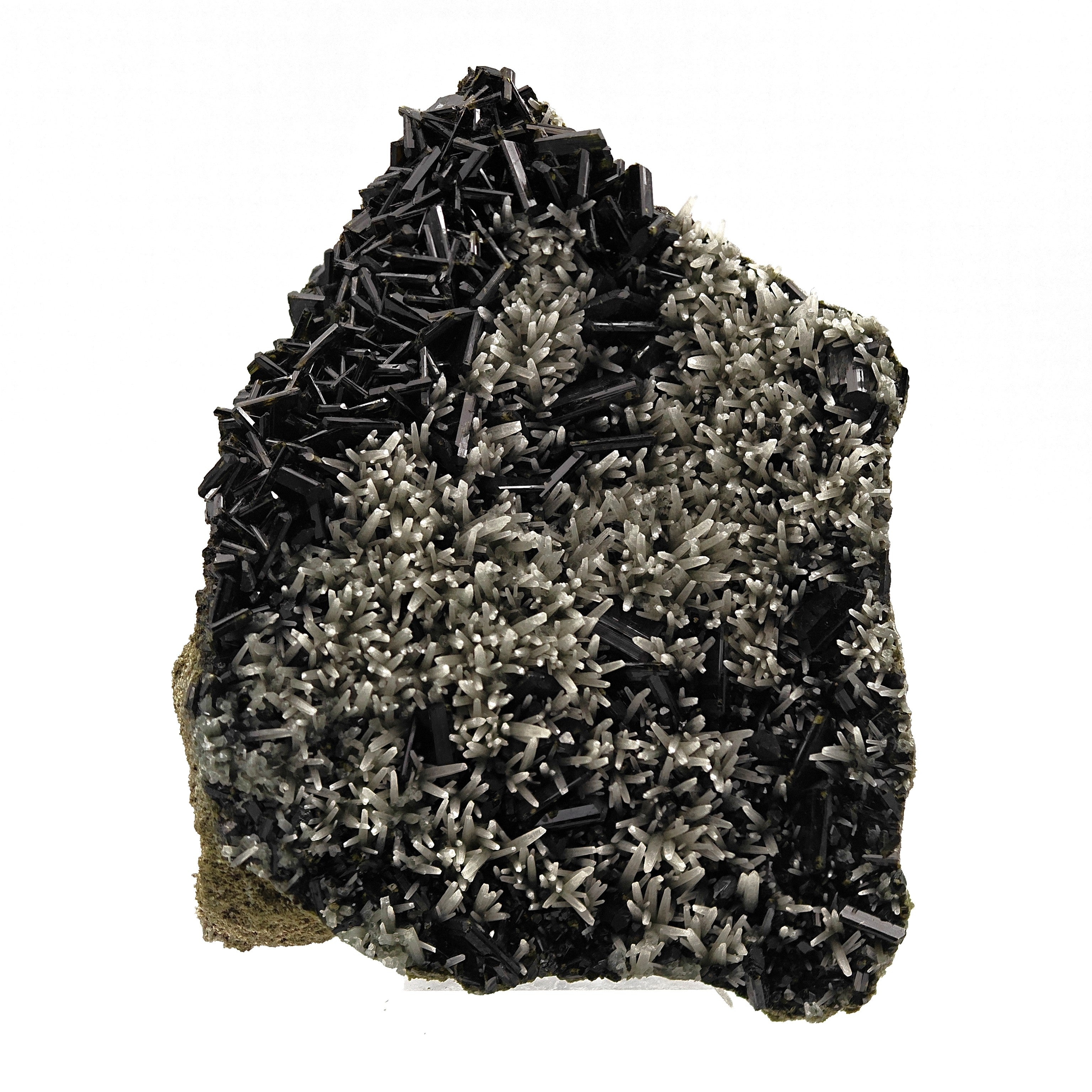 EPIDOTE & PRASE QUARTZ – Shiny Green Crystals from Khowrin Mountain, Iran