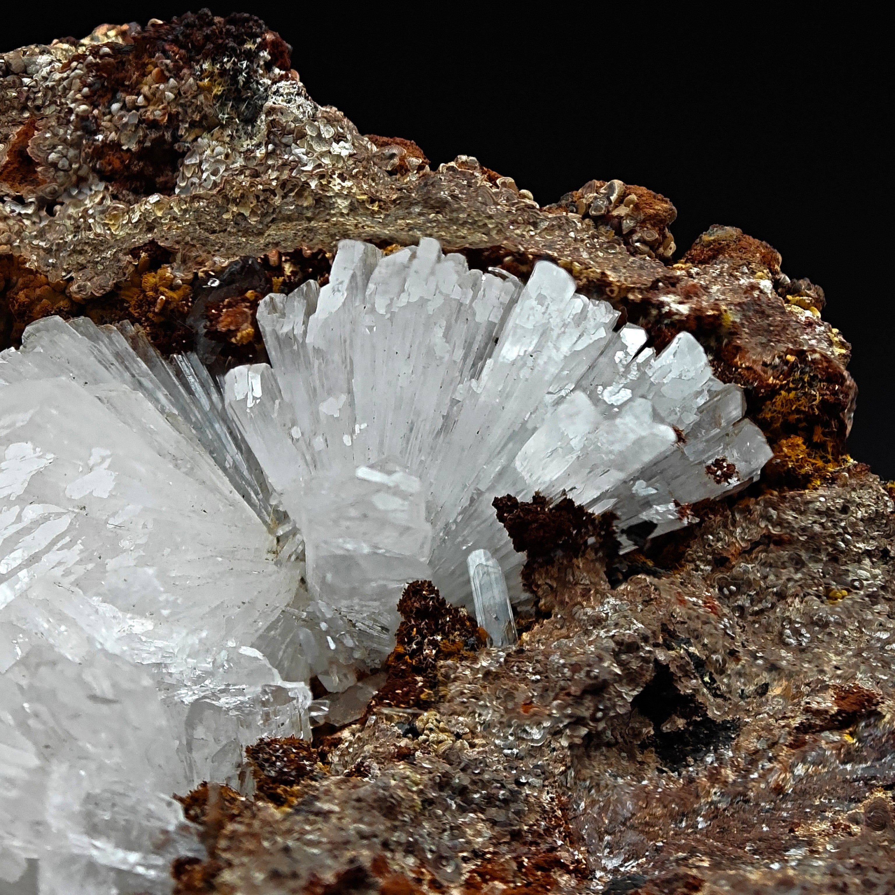 HEMIMORPHITE – Lustrous White Crystal Cluster from Ojuela Mine, Mexico