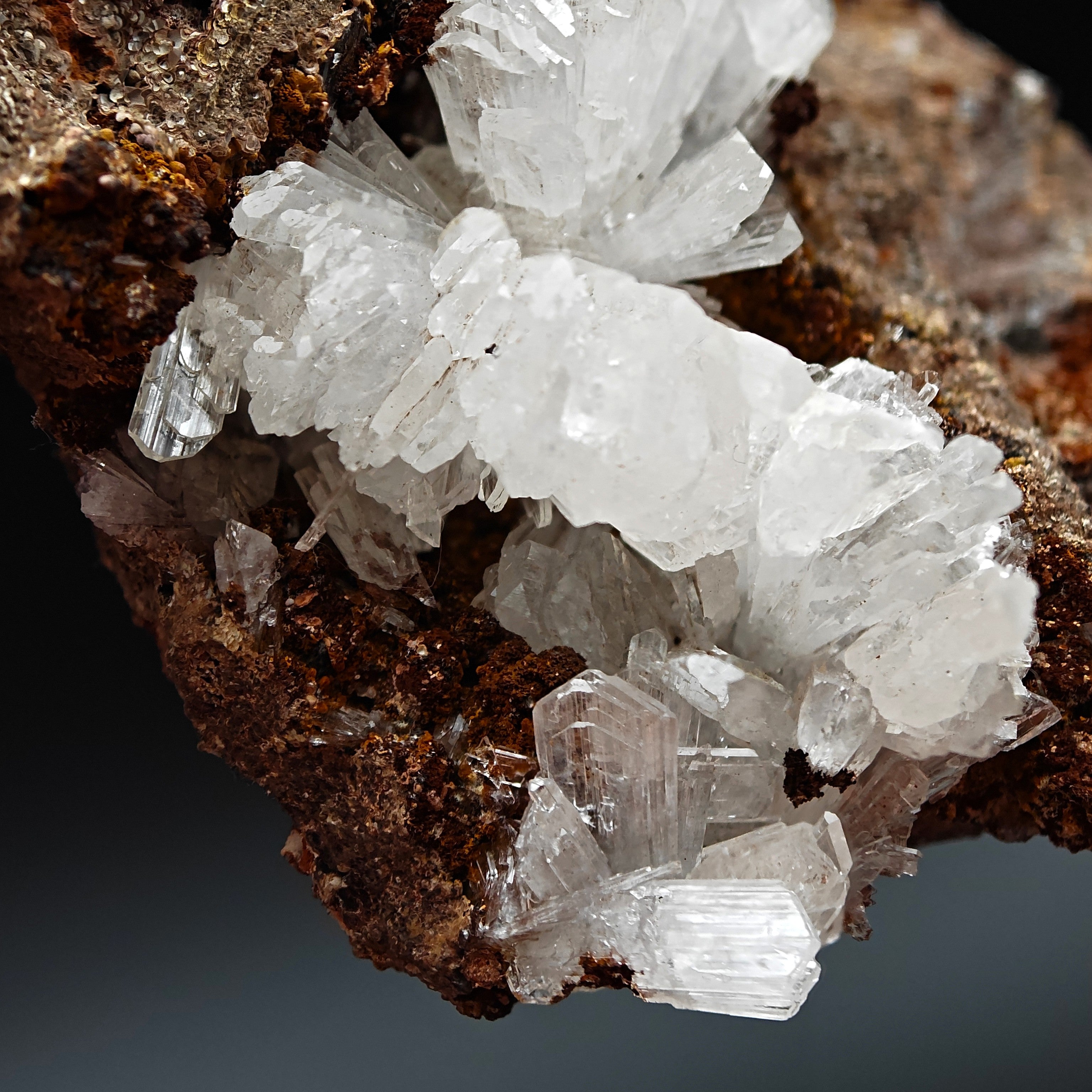 HEMIMORPHITE – Lustrous White Crystal Cluster from Ojuela Mine, Mexico