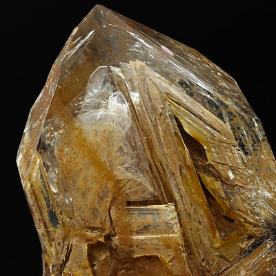 Detail of skeletal hollow growth in hopper quartz crystal, Isolabona, Italy
