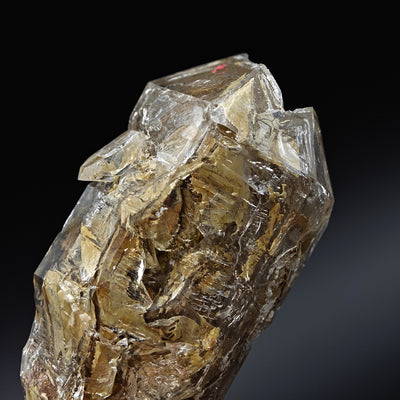 Top view of hopper quartz crystal with recessed skeletal facets, Imperia Province