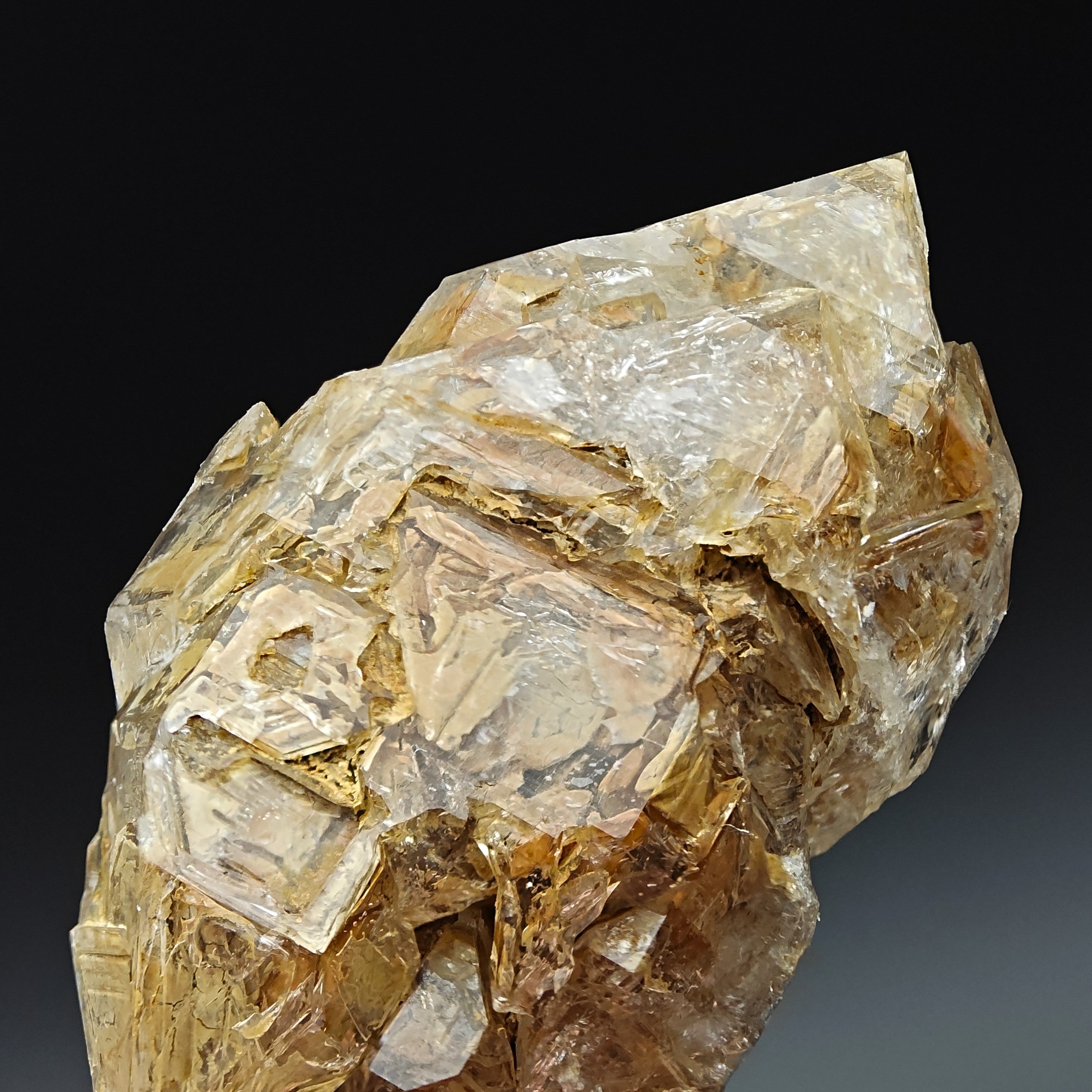 QUARTZ – Majestic Hopper Crystal with Clay Inclusions, Isolabona, Italy