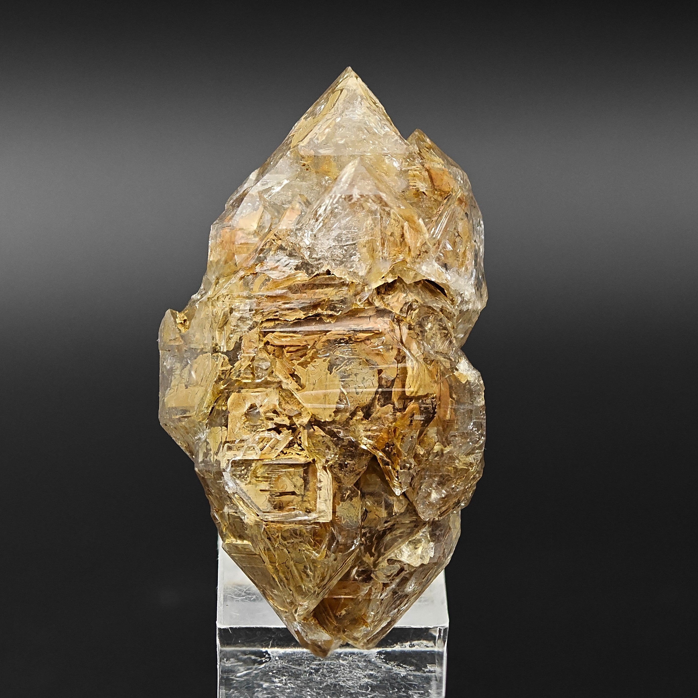 QUARTZ – Majestic Hopper Crystal with Clay Inclusions, Isolabona, Italy