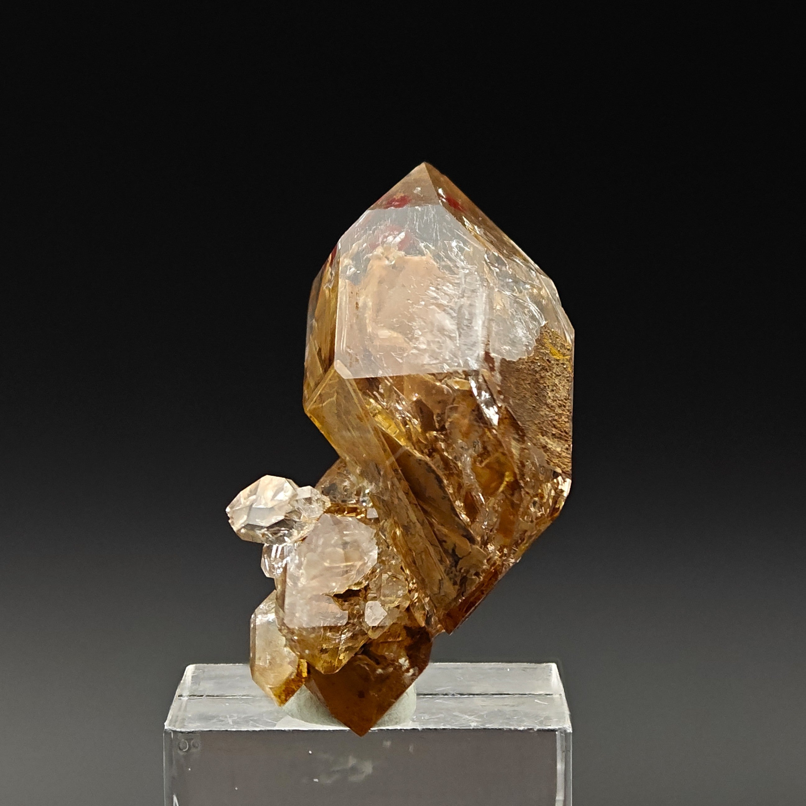 HOPPER QUARTZ – Transparent Crystal with Clay Inclusions, Nervia Valley, Italy