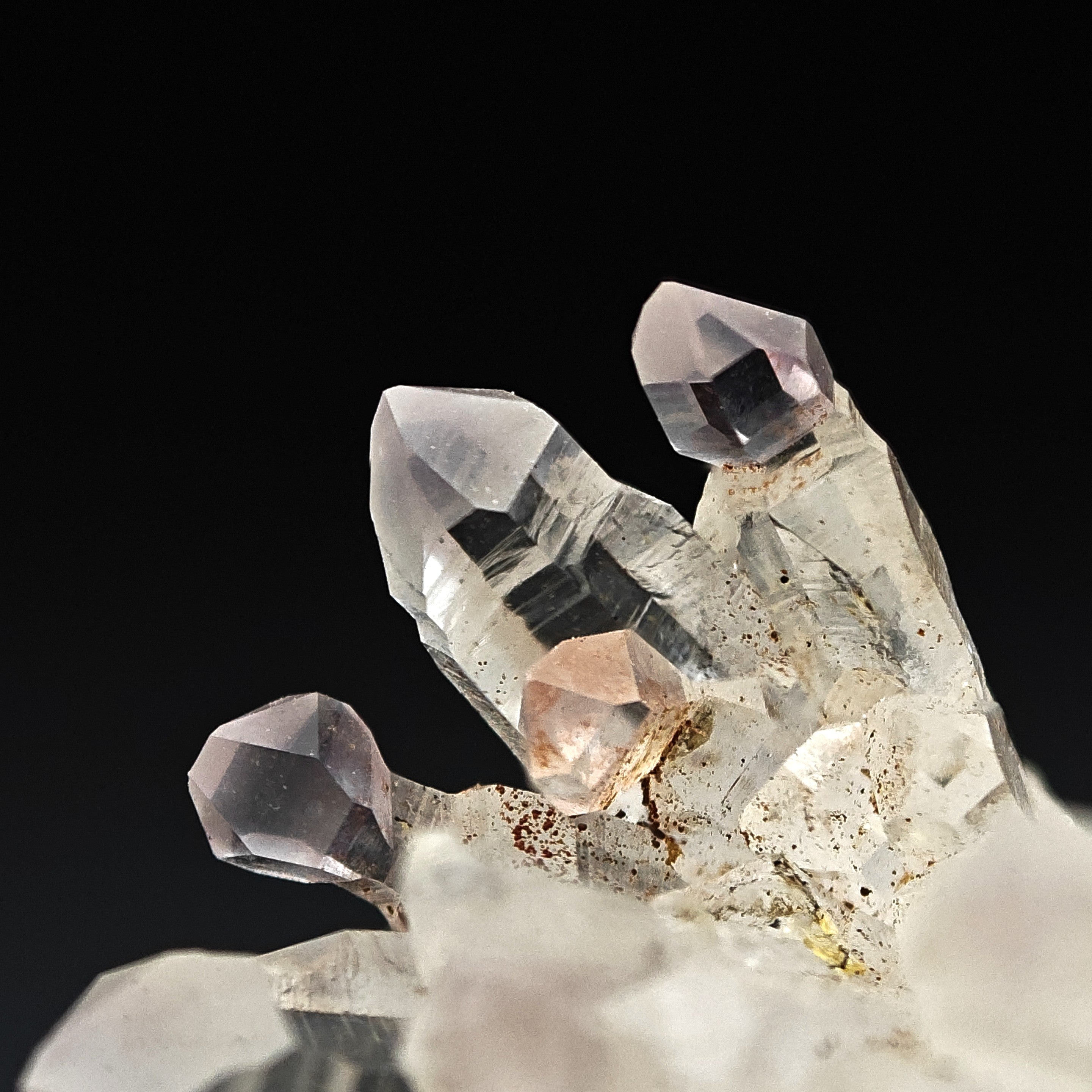 QUARTZ – Normal and Inverse Scepter Cluster, Highly Transparent, Tafelkop, Namibia
