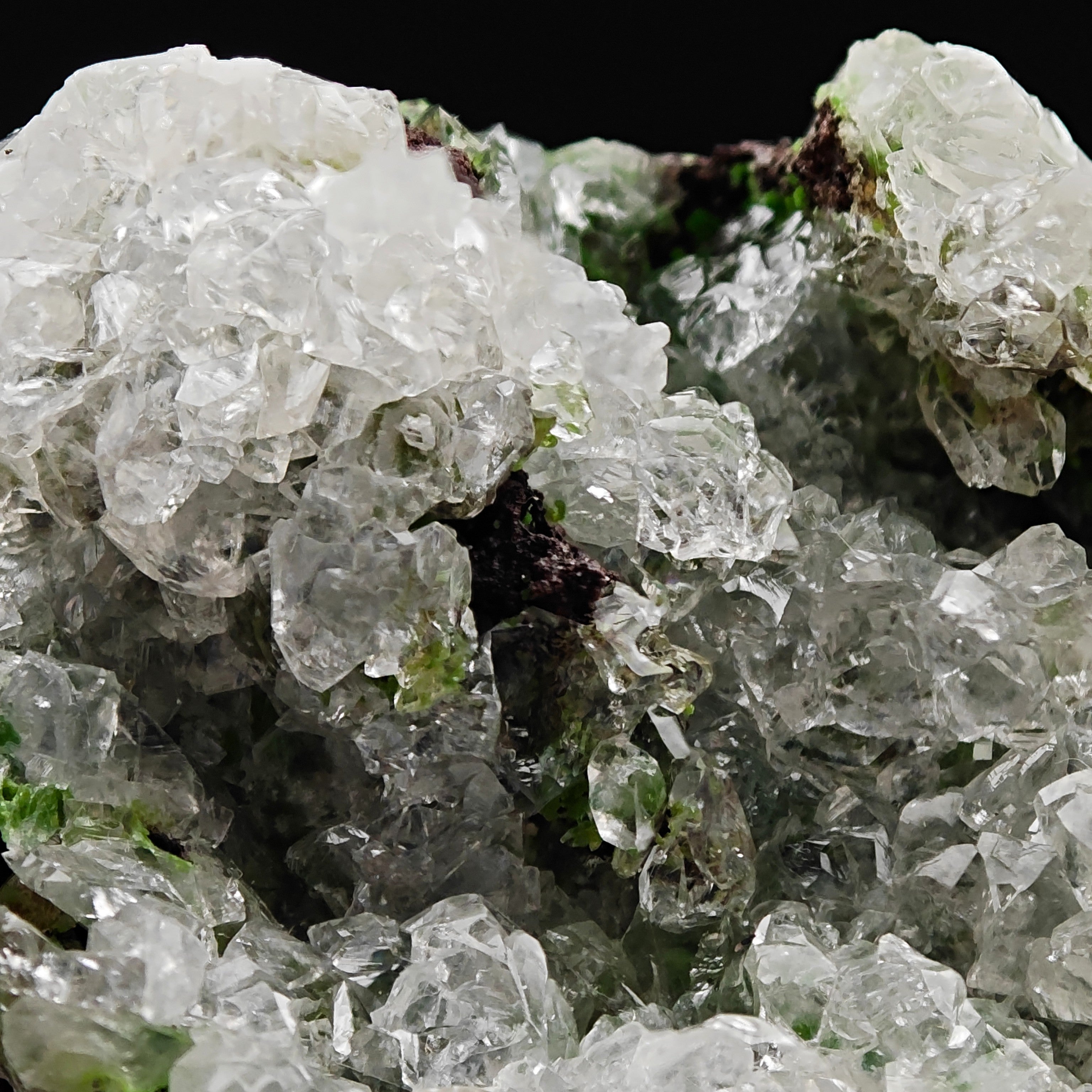 CONICHALCITE & CALCITE – Vibrant Green Contrast from Ojuela Mine, Mexico