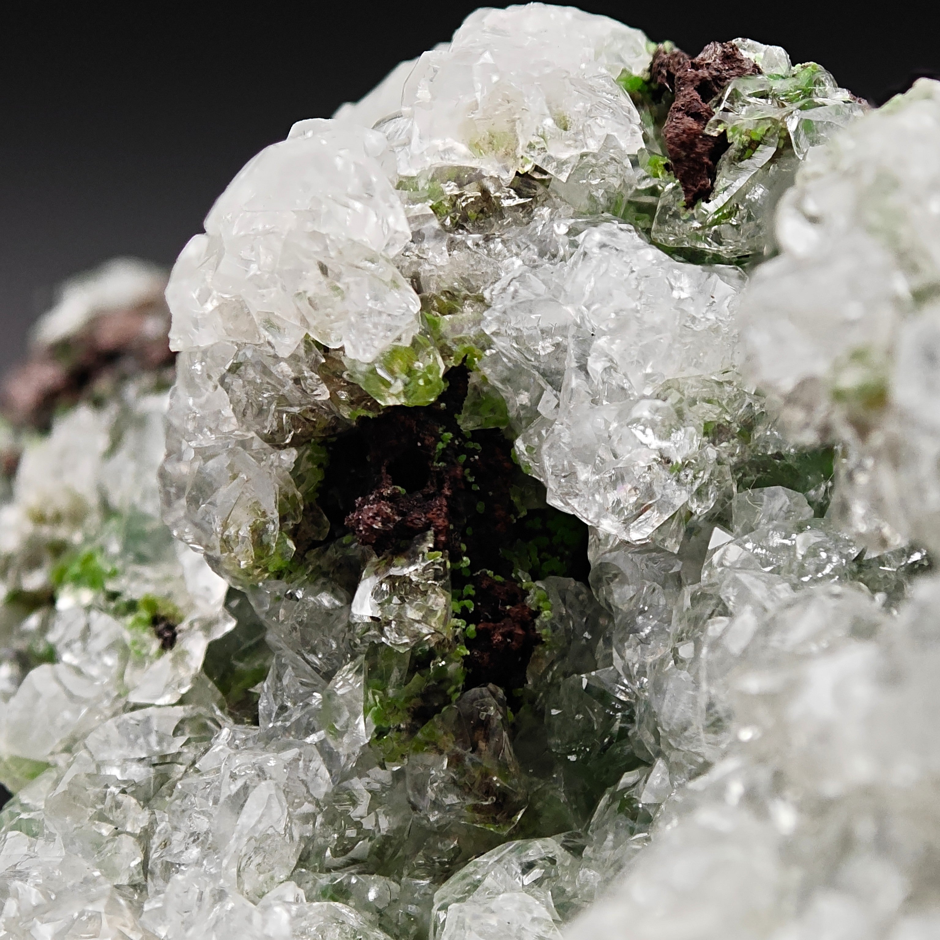 CONICHALCITE & CALCITE – Vibrant Green Contrast from Ojuela Mine, Mexico