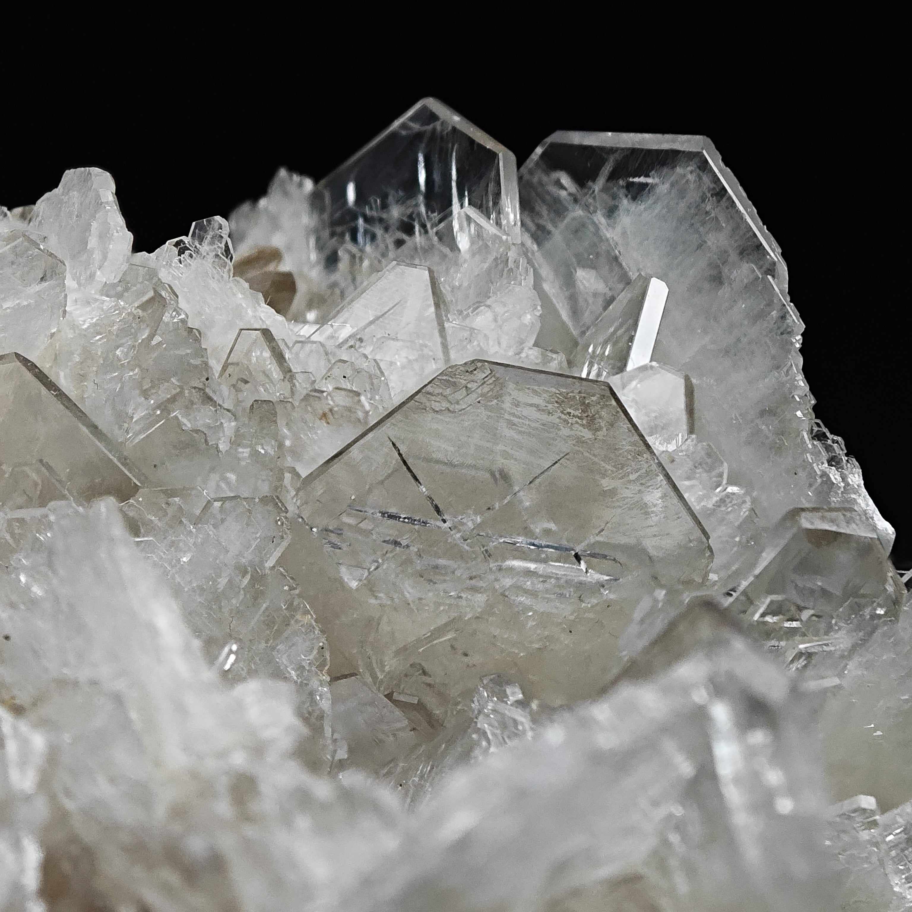 BARYTE –  Light Blue & Trasparent Crystal Cluster from Herja Mine, Romania