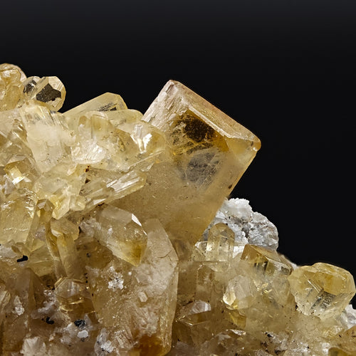 BARYTE – Honey-Yellow Chisel-Shaped Crystals from Sardinia, Italy