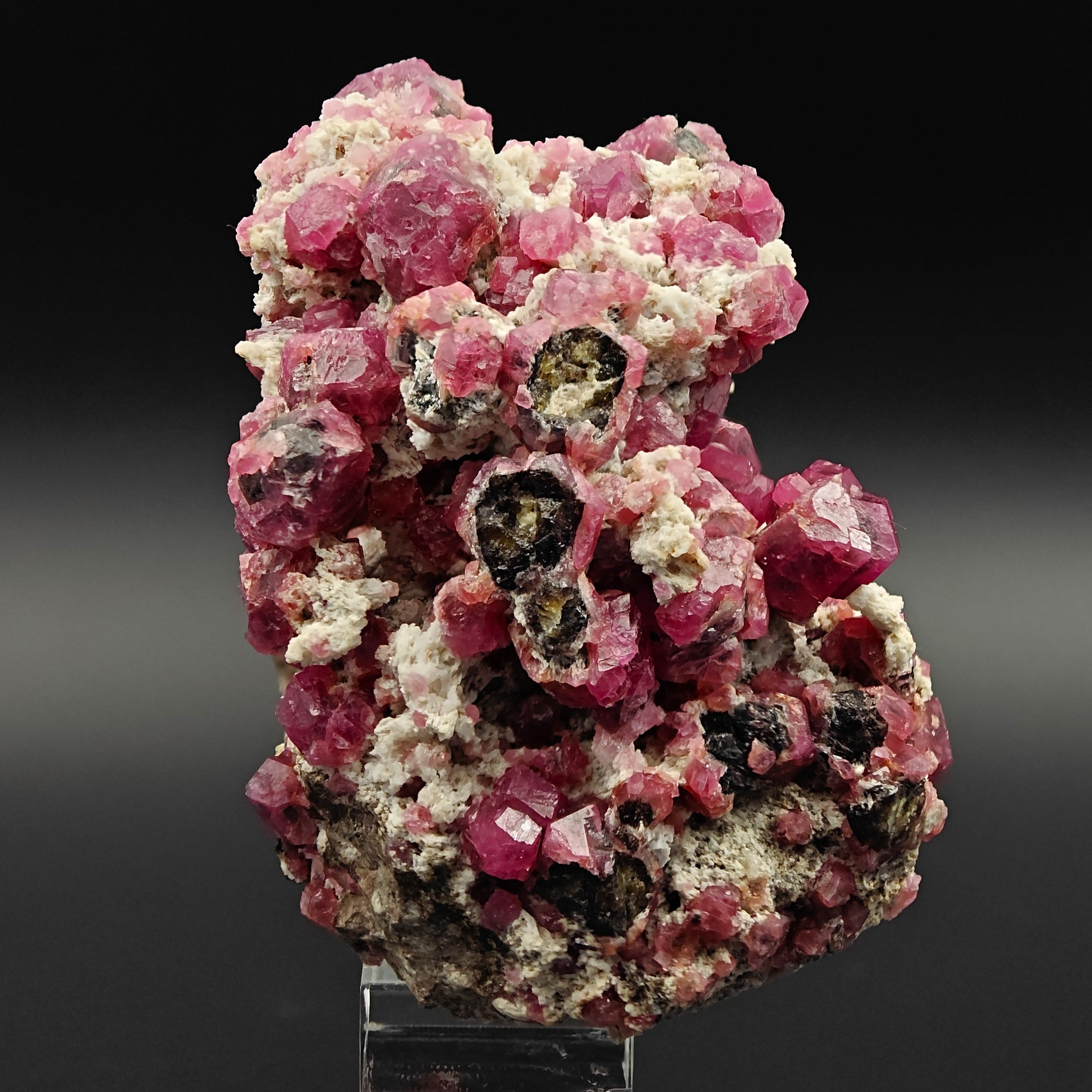 ROSOLITE GARNET – Vivid Pink Grossular Crystals, Sierra de Cruces, Mexico