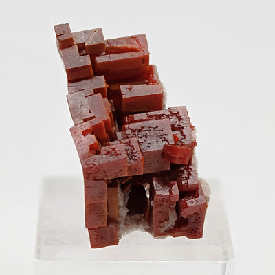 Side view of vanadinite crystal plate showing stepped hexagonal crystal growth, Mibladen