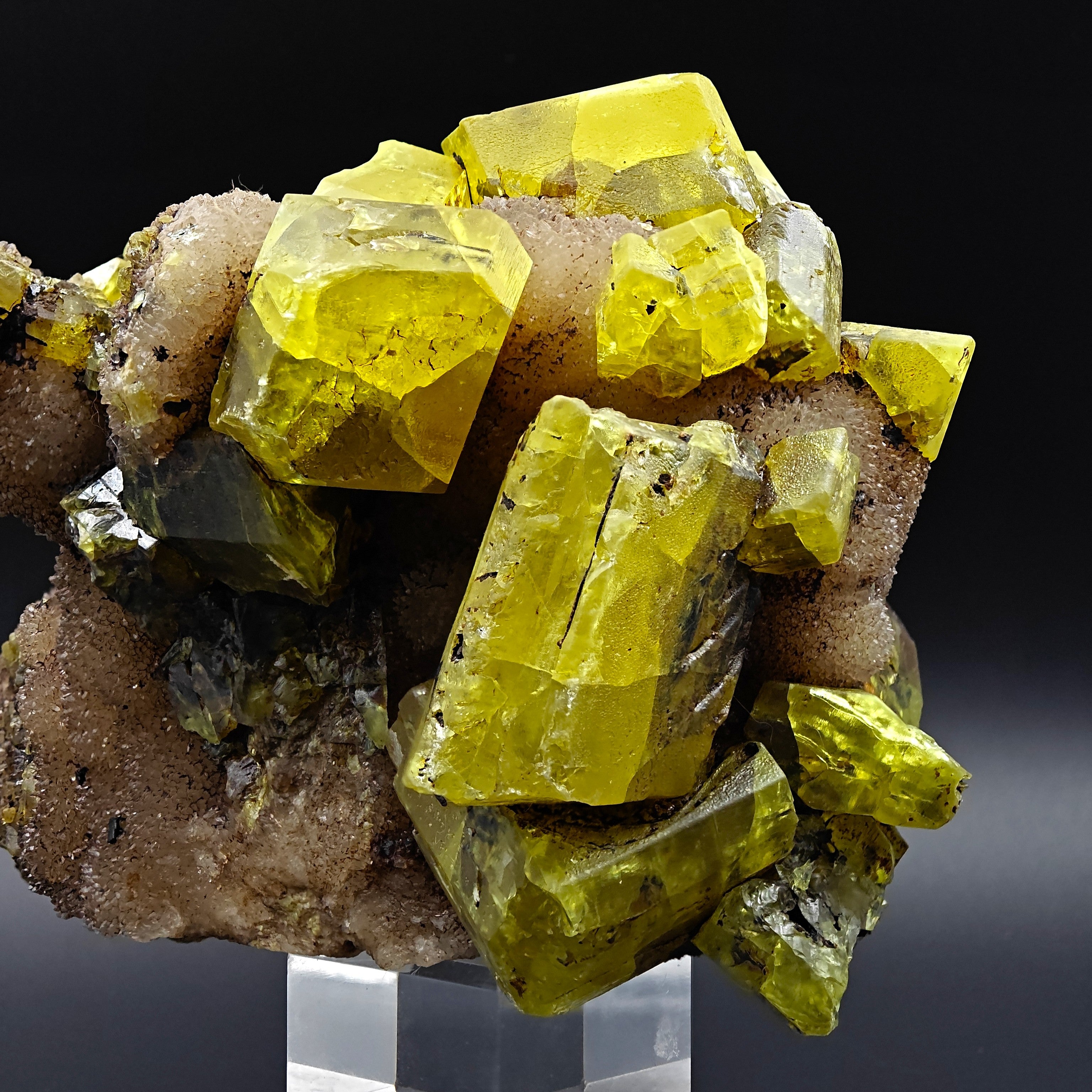 SULFUR – Vivid Yellow Crystals up to 7cm, Cozzo Disi Mine, Sicily, Italy