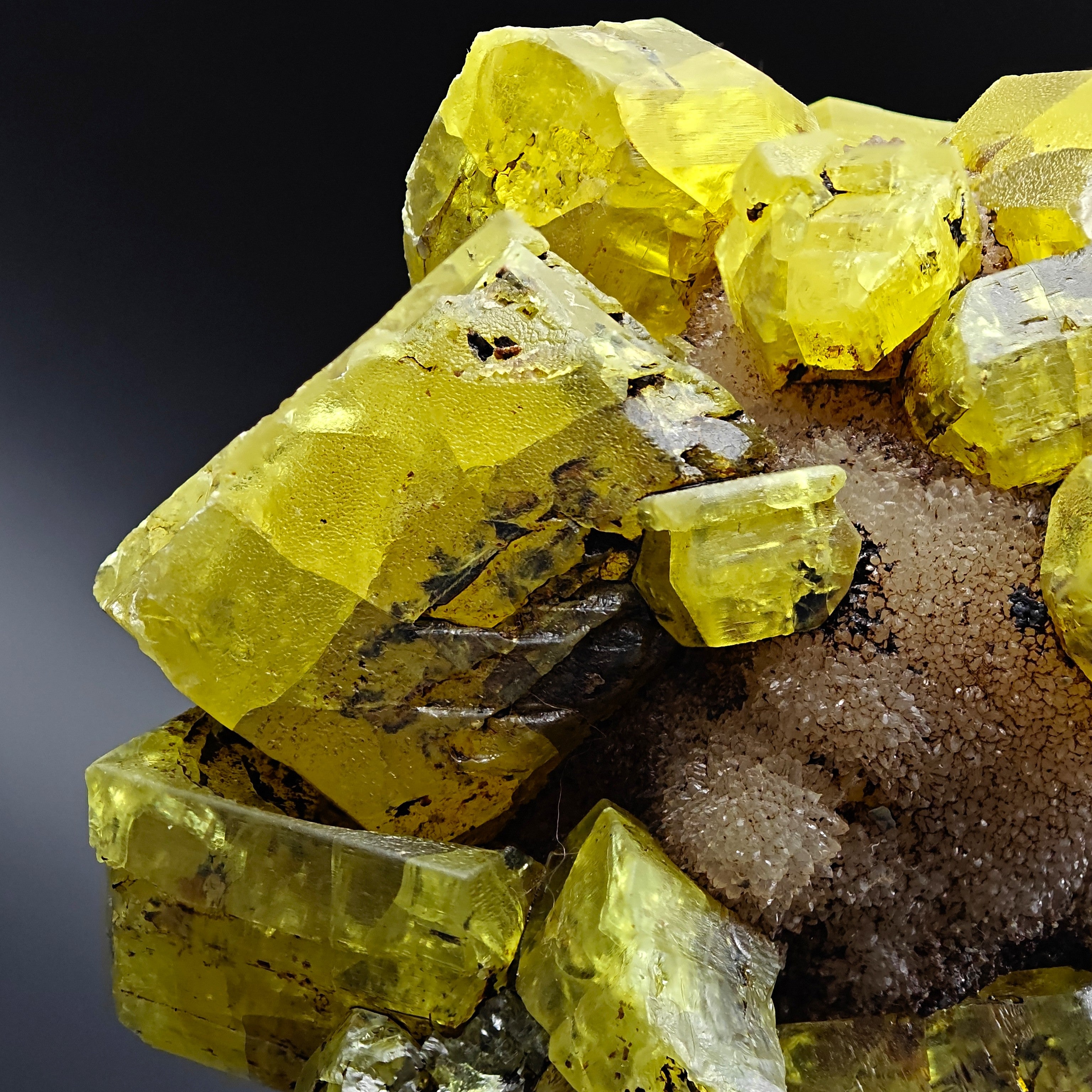 SULFUR – Vivid Yellow Crystals up to 7cm, Cozzo Disi Mine, Sicily, Italy