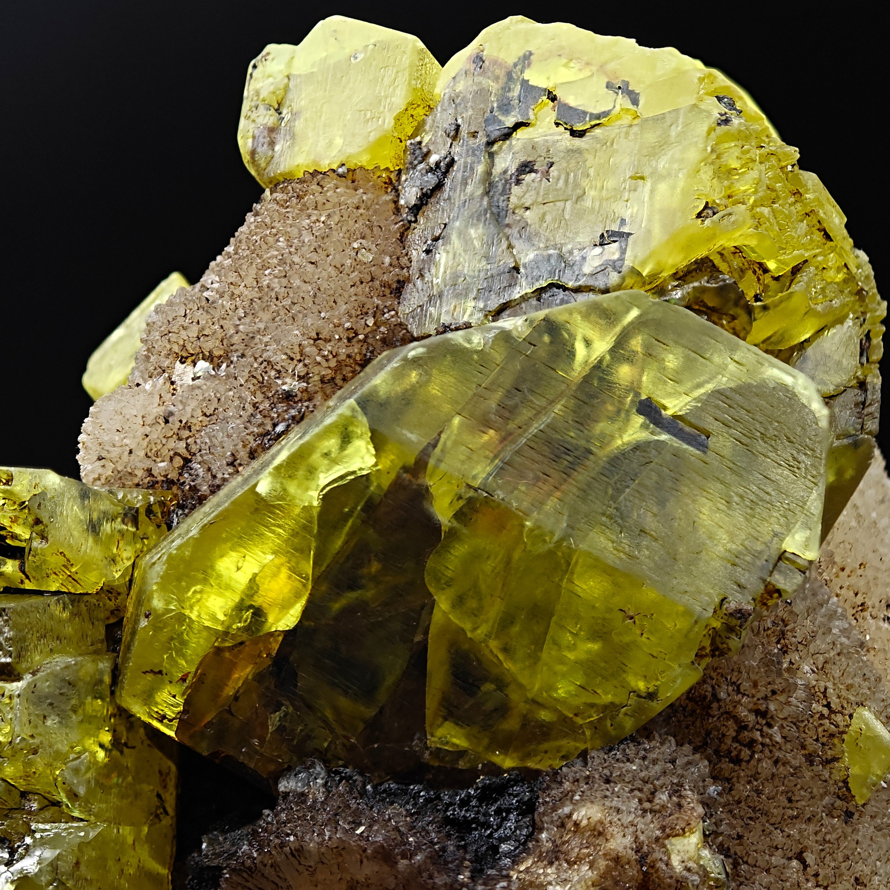 SULFUR – Vivid Yellow Crystals up to 7cm, Cozzo Disi Mine, Sicily, Italy