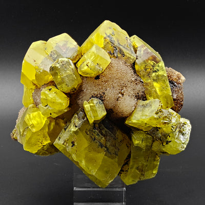 Full specimen view of sulfur crystal cluster, Cozzo Disi Mine, Sicily, Italy