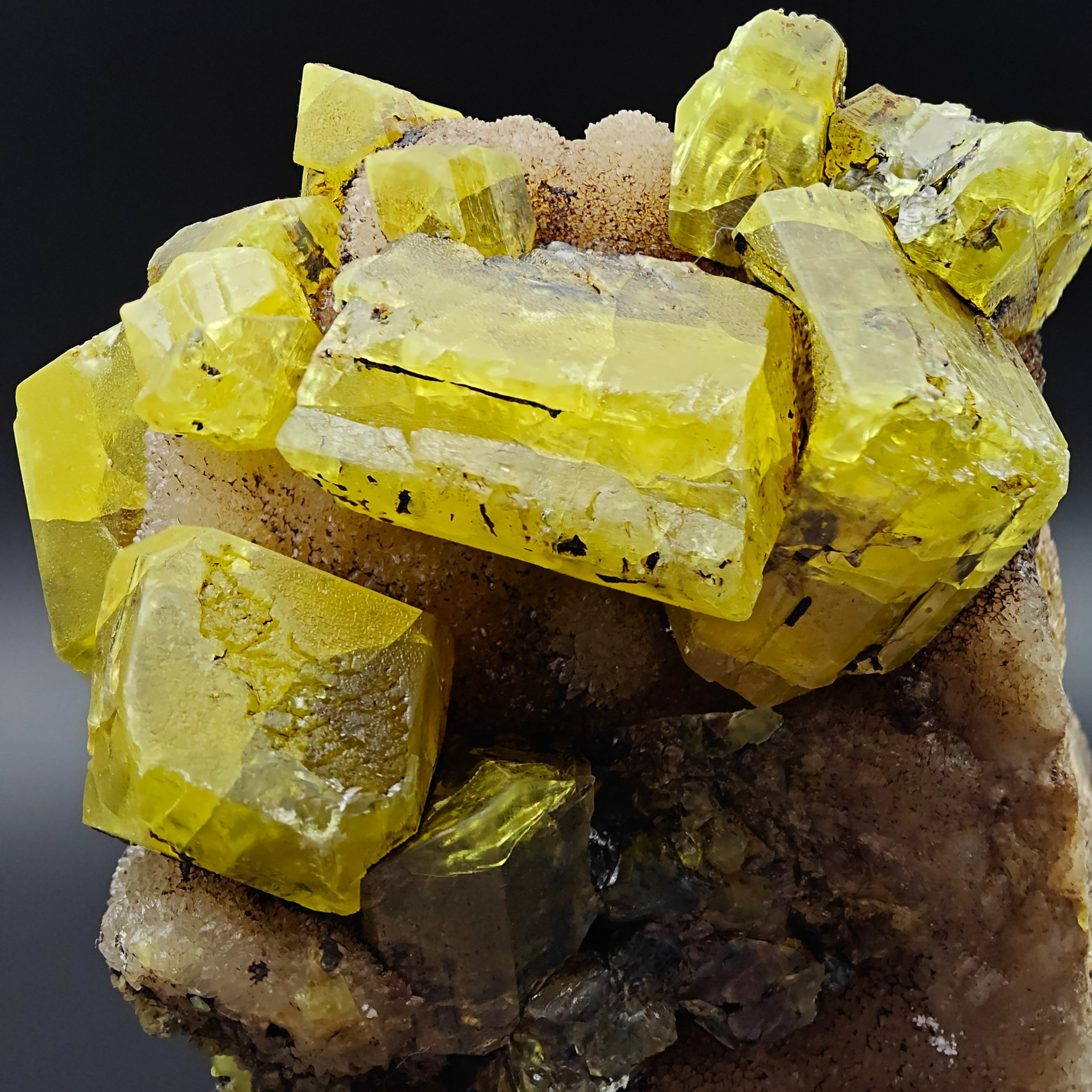 SULFUR – Vivid Yellow Crystals up to 7cm, Cozzo Disi Mine, Sicily, Italy