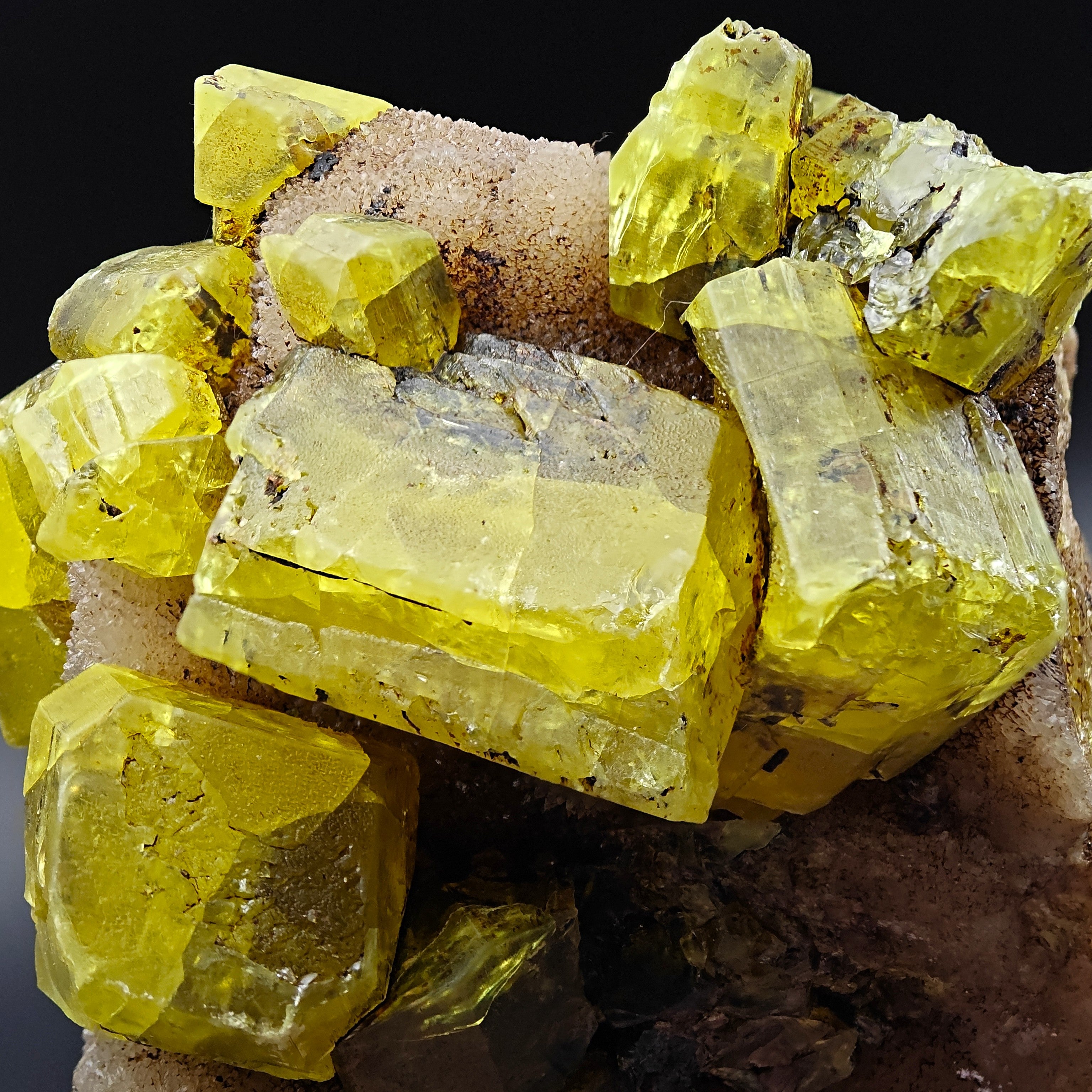 SULFUR – Vivid Yellow Crystals up to 7cm, Cozzo Disi Mine, Sicily, Italy