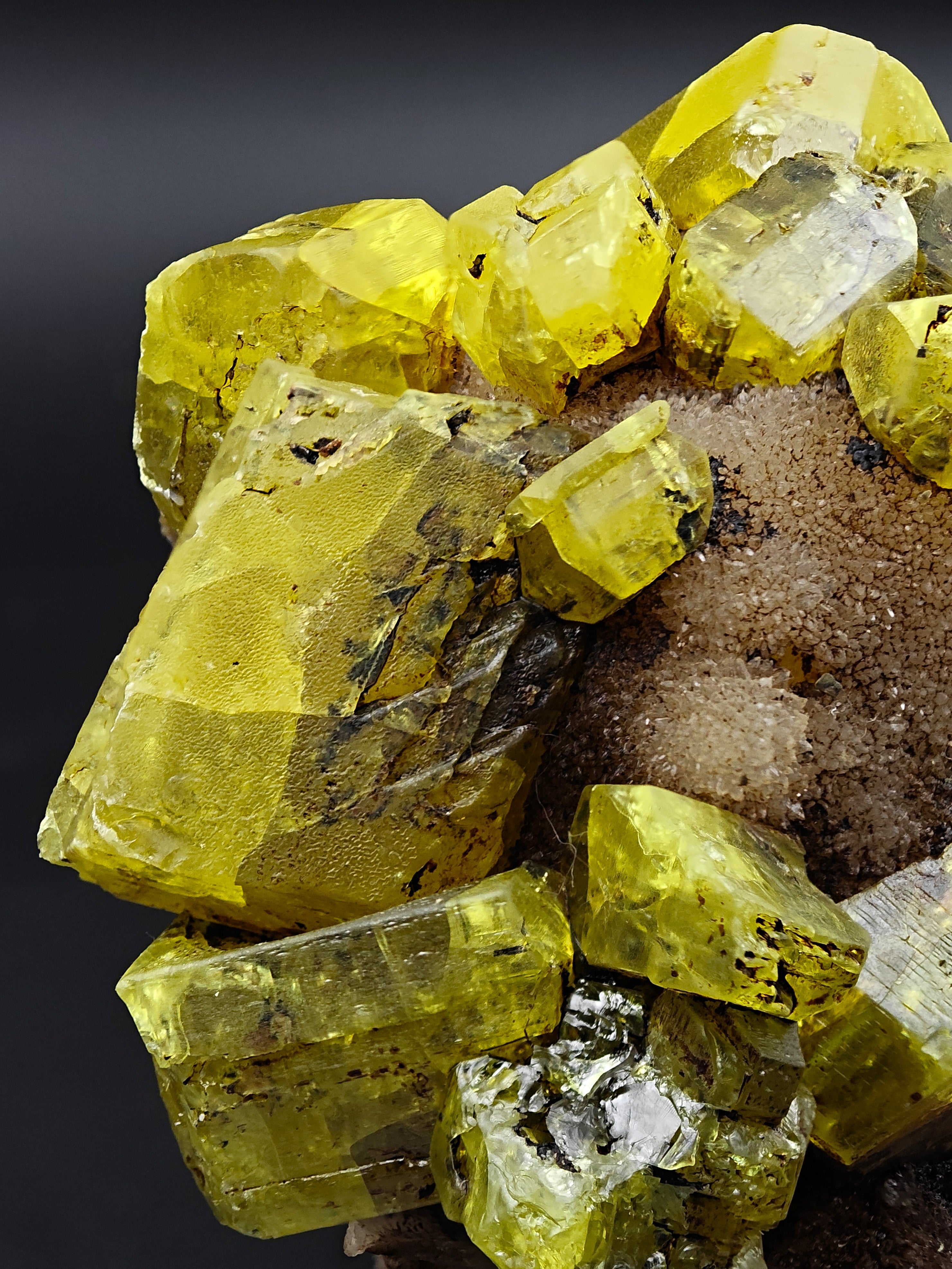 SULFUR – Vivid Yellow Crystals up to 7cm, Cozzo Disi Mine, Sicily, Italy