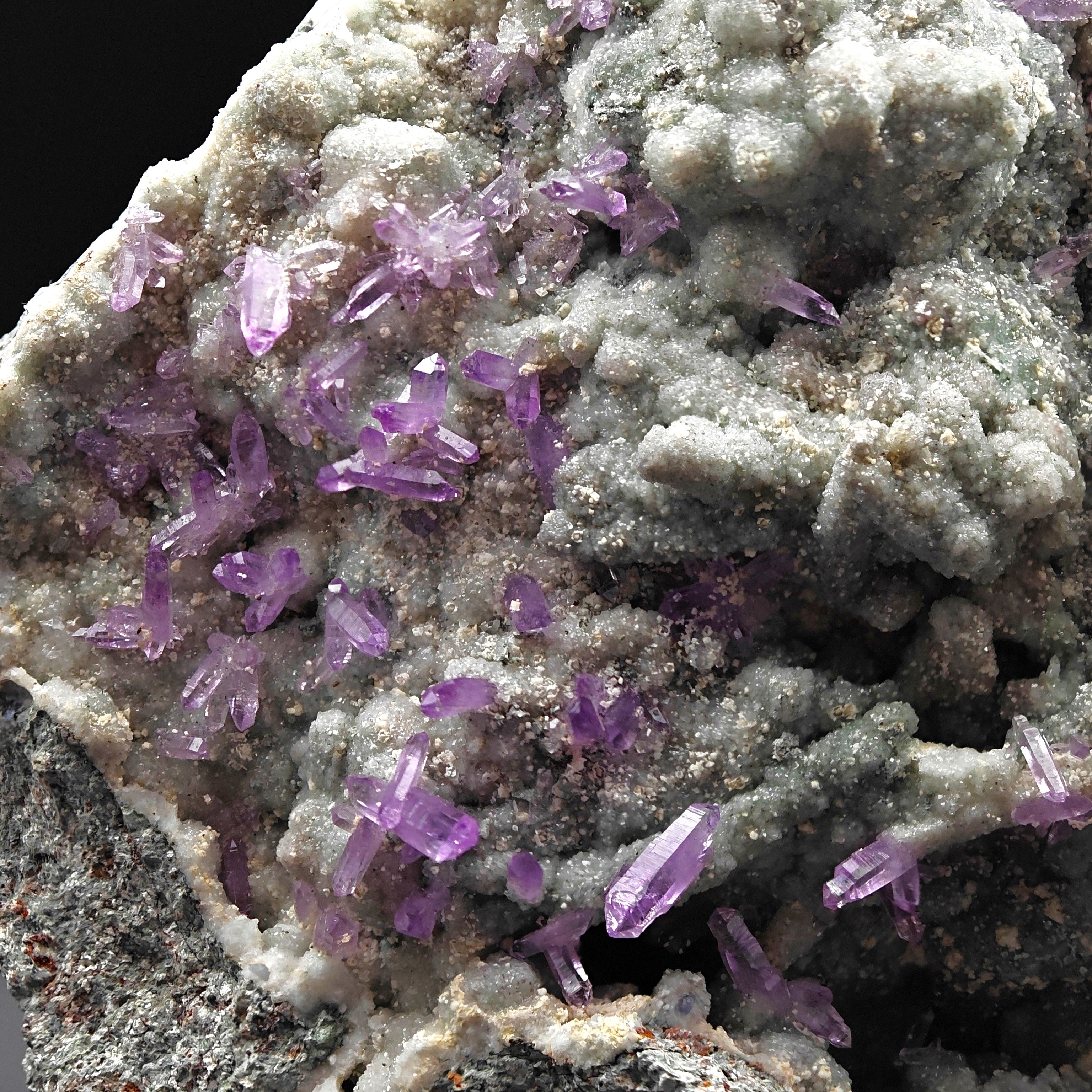 AMETHYST SCEPTERS – Violet Crystal Clusters on Green CHALCEDONY