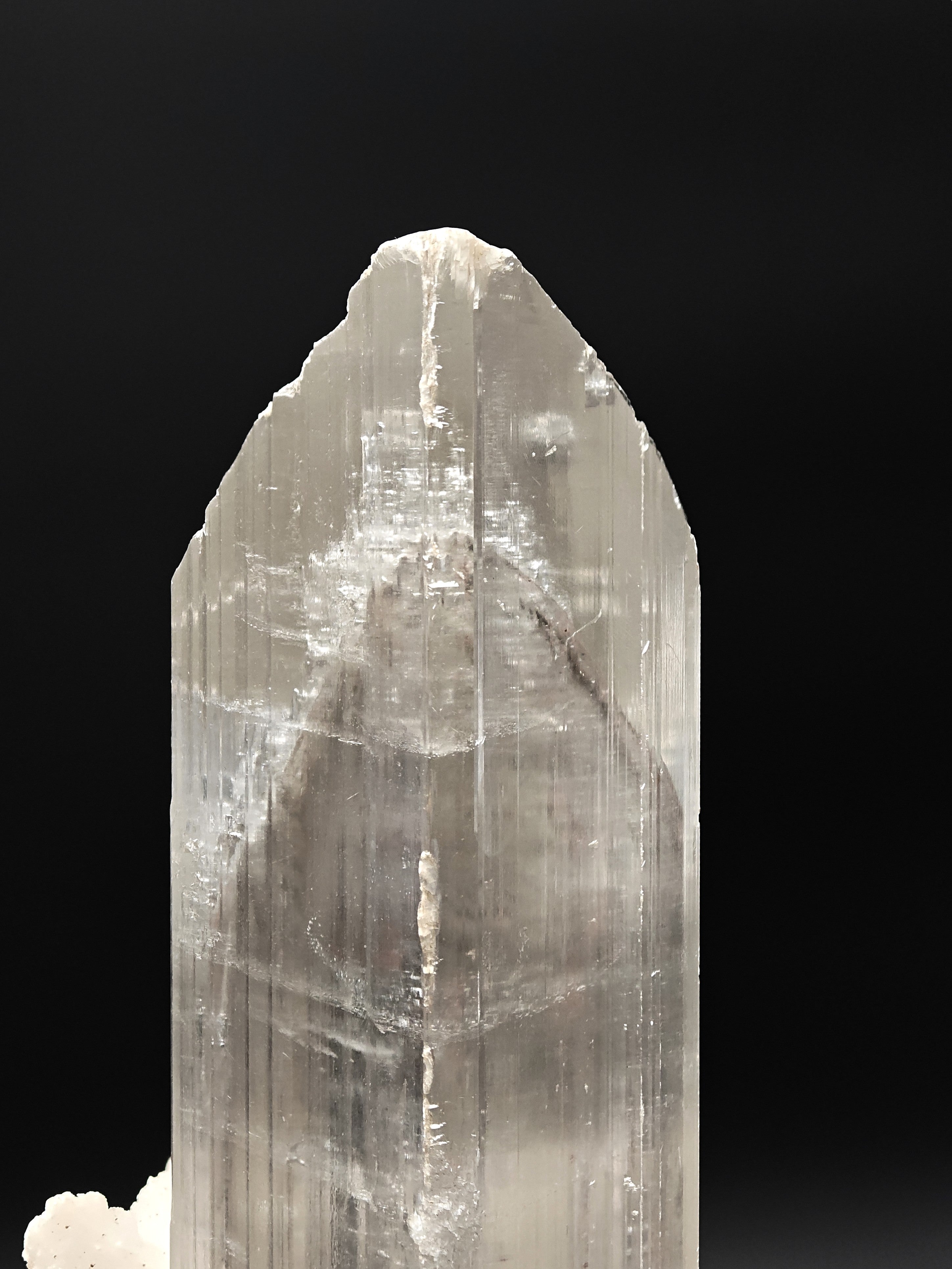 GYPSUM – Massive 30cm Transparent Crystal, Qinglong Mine, Guizhou, China