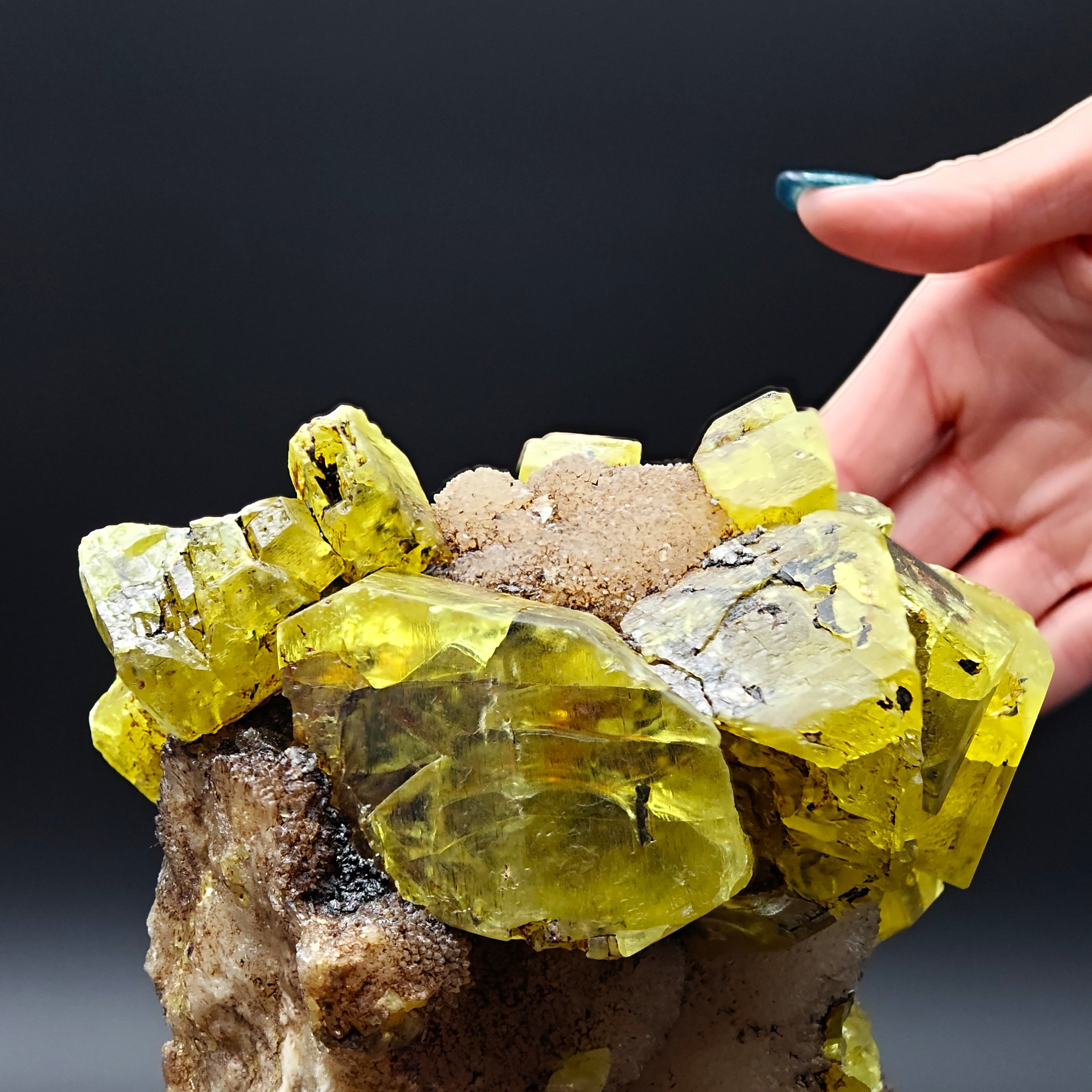 SULFUR – Vivid Yellow Crystals up to 7cm, Cozzo Disi Mine, Sicily, Italy