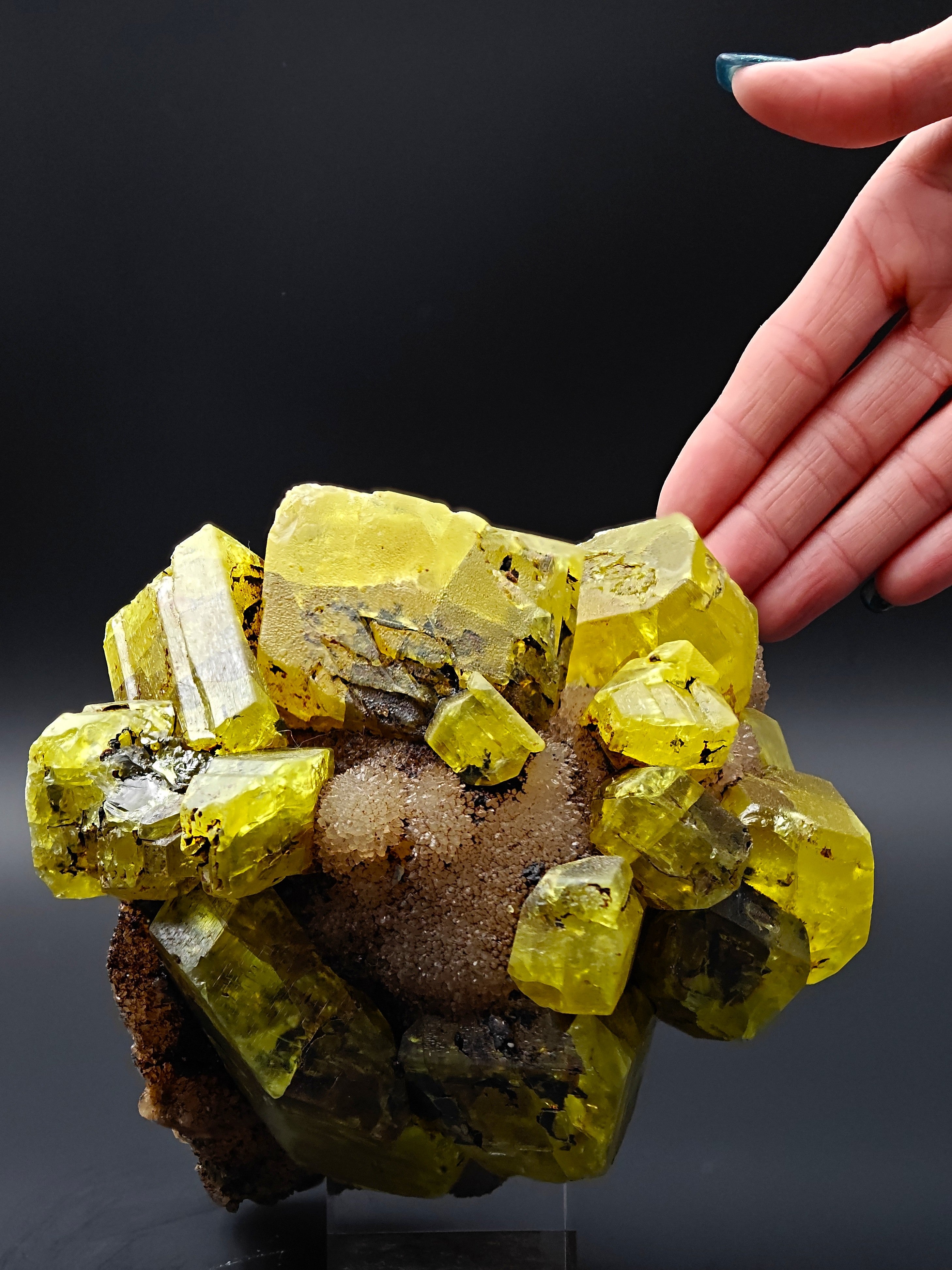 SULFUR – Vivid Yellow Crystals up to 7cm, Cozzo Disi Mine, Sicily, Italy