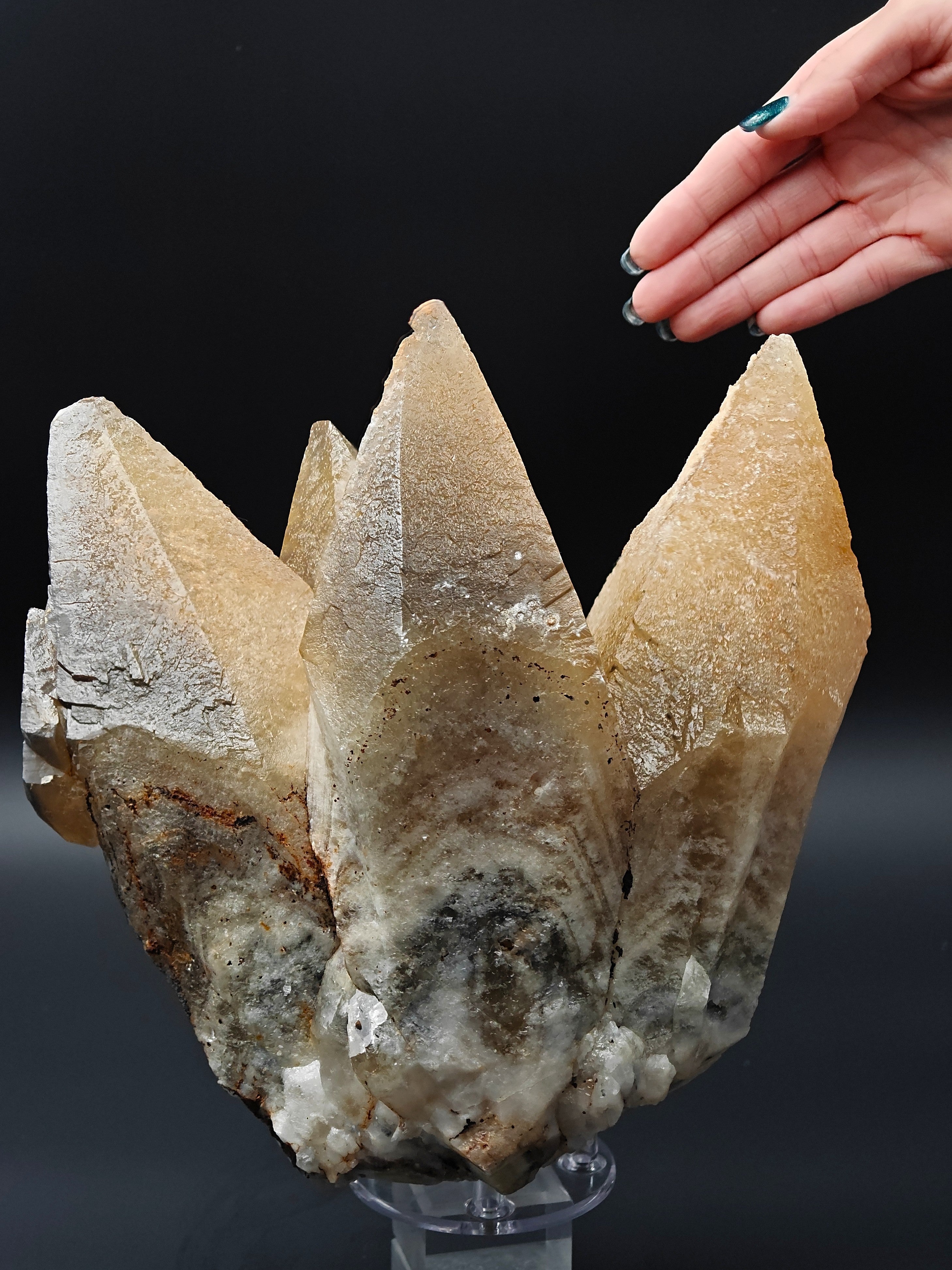CALCITE – Impressive 5.8kg Crystal Cluster, Midelt, Morocco