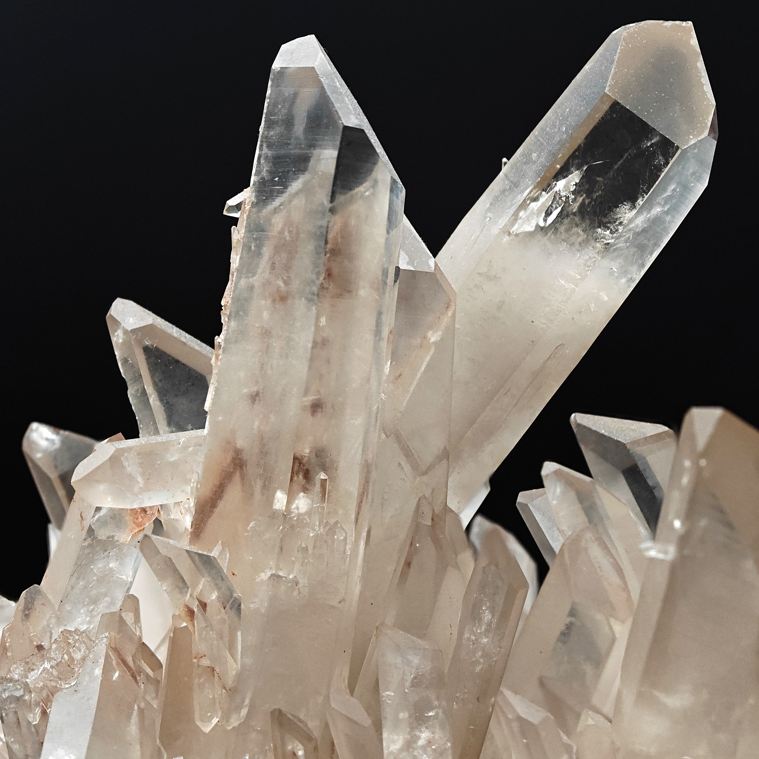 QUARTZ – 14cm Crystal with Outstanding Luster, Itremo, Madagascar