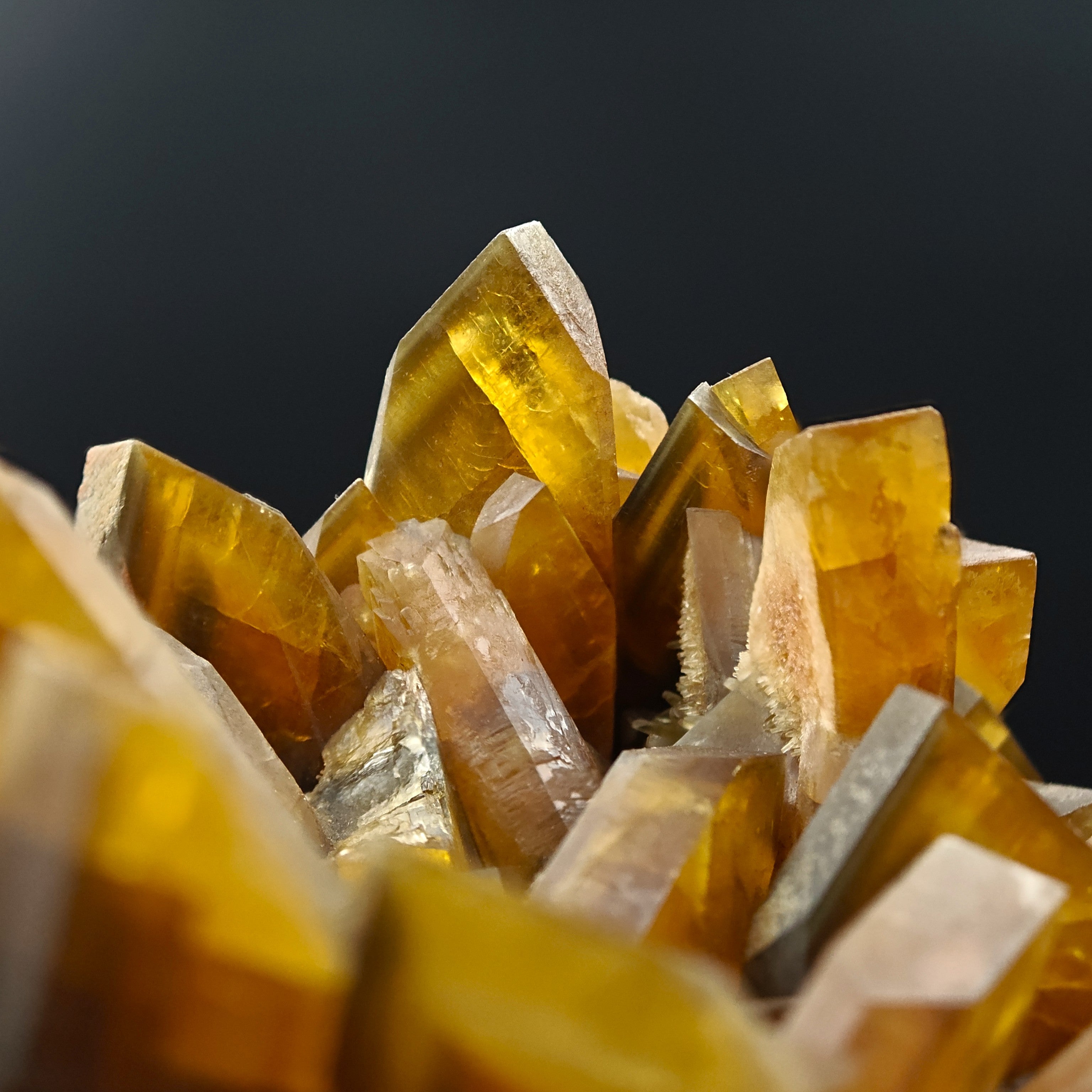BARYTE – 6.5cm Amber Crystal, Villamassargia, Sardinia, Italy