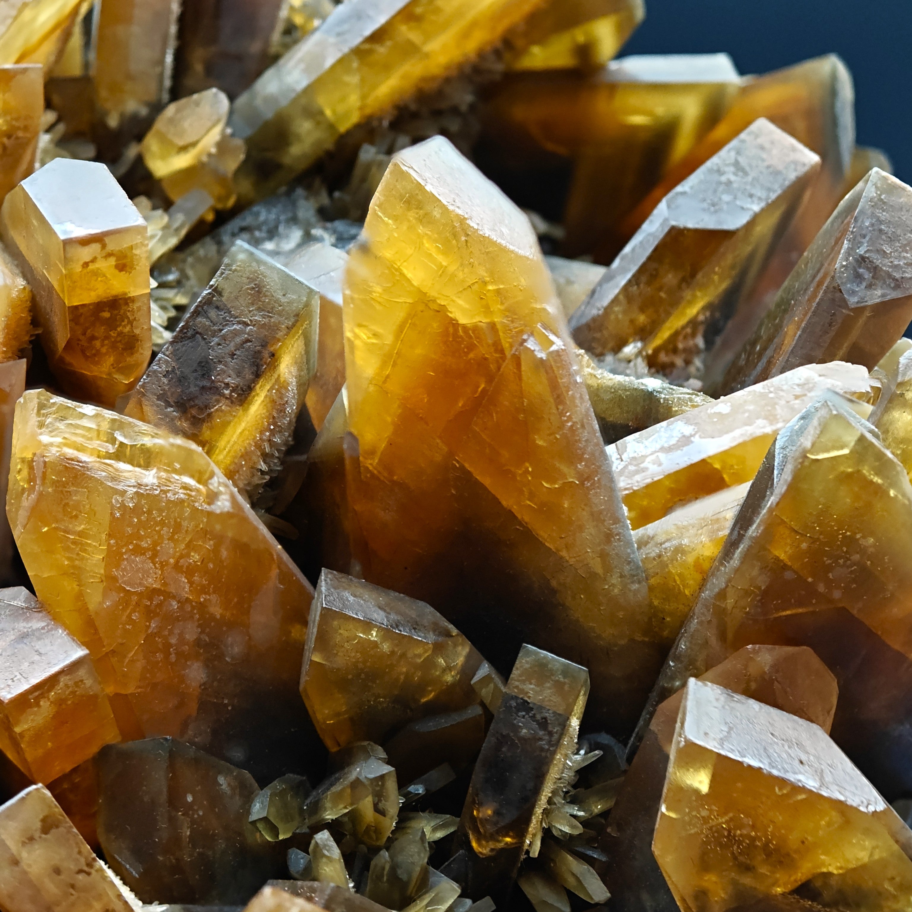 BARYTE – 6.5cm Amber Crystal, Villamassargia, Sardinia, Italy