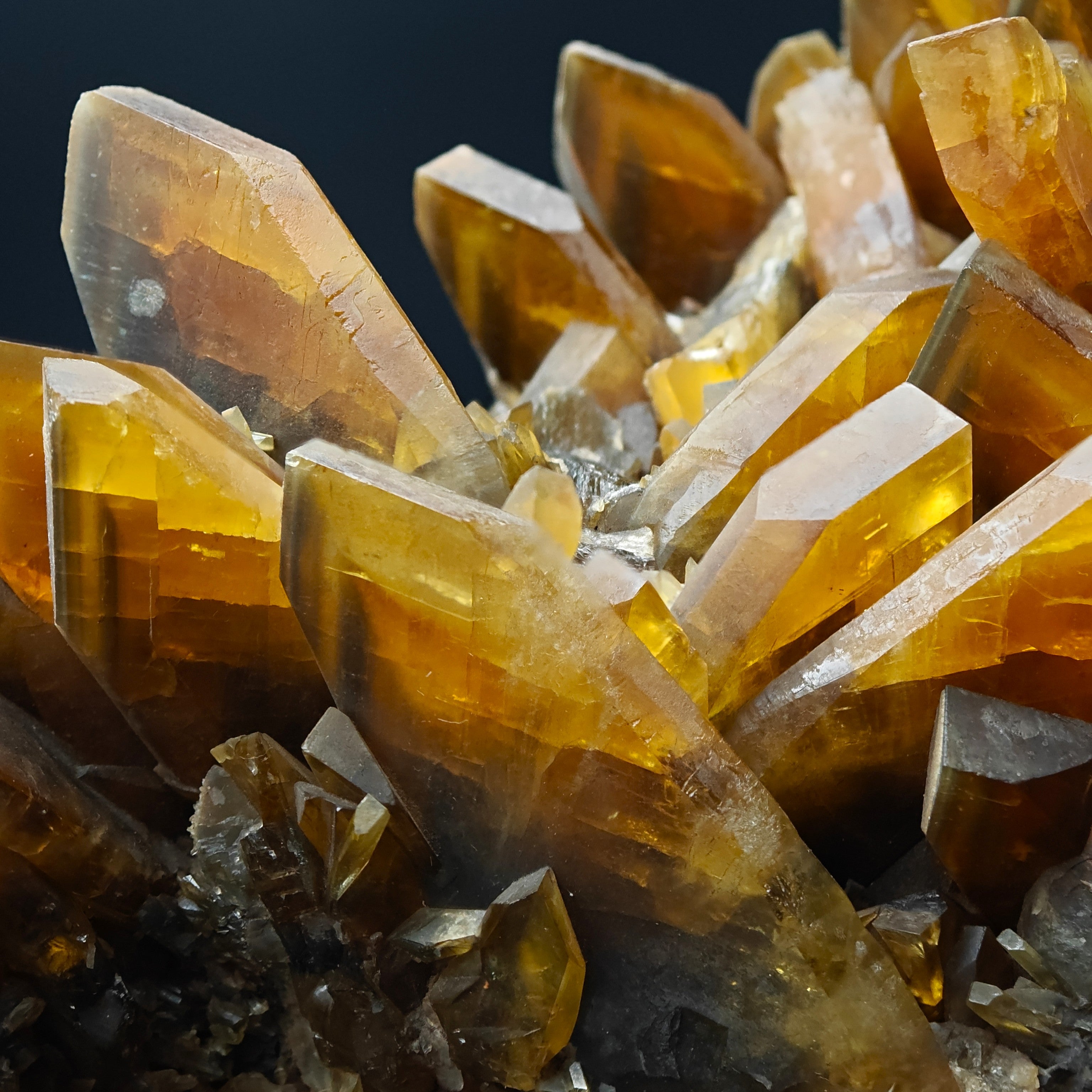 BARYTE – 6.5cm Amber Crystal, Villamassargia, Sardinia, Italy